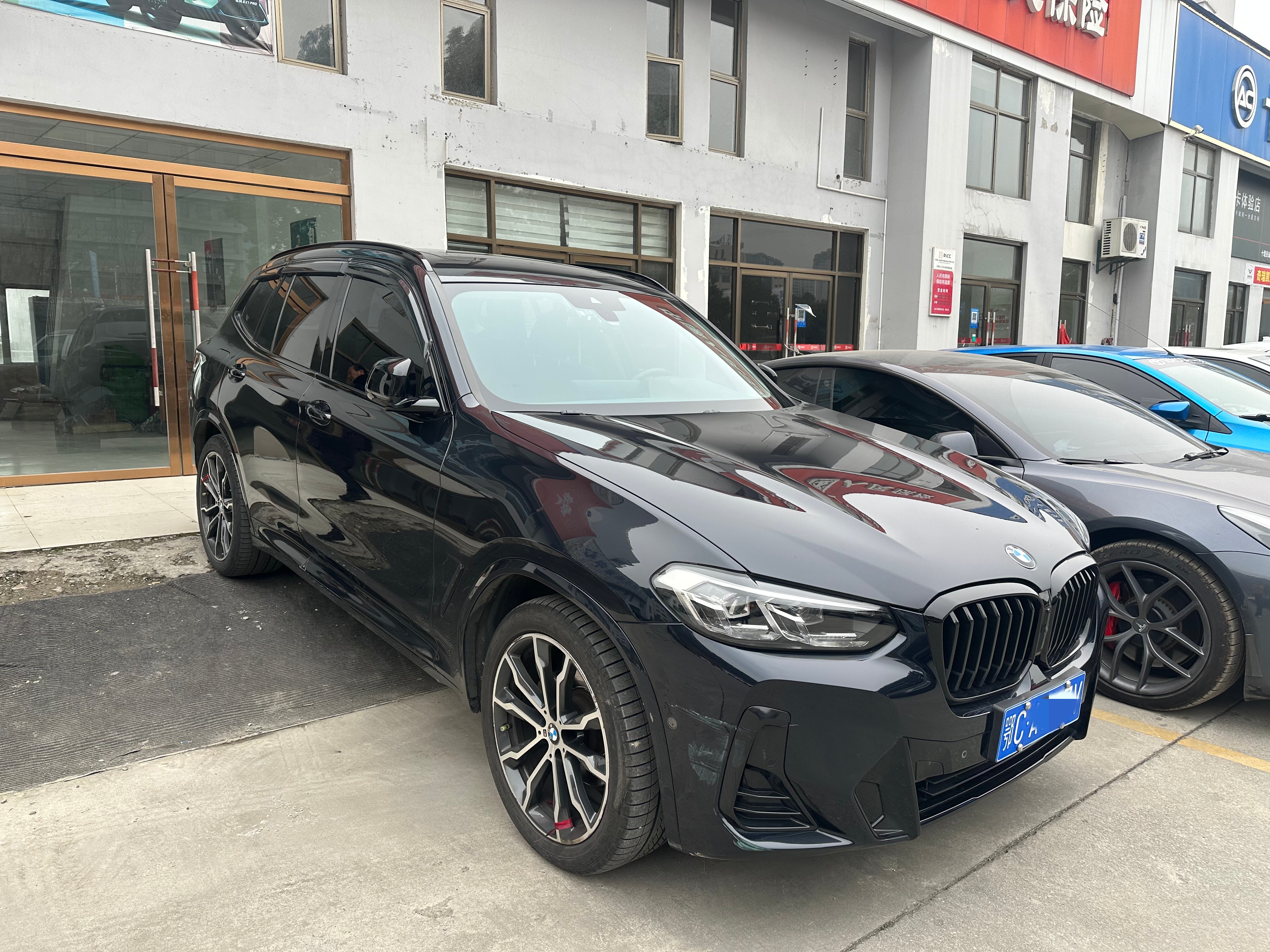 BMW X3 2023 immagine di auto #3