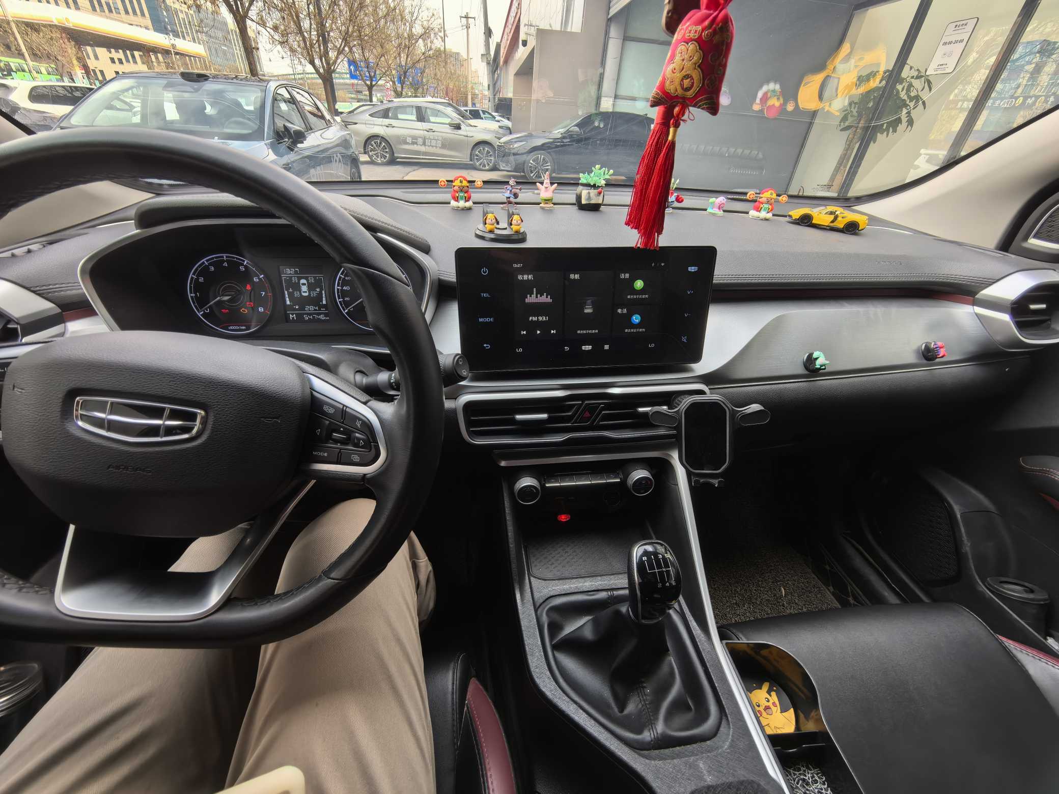 GEELY Coolray 2021 car image #3
