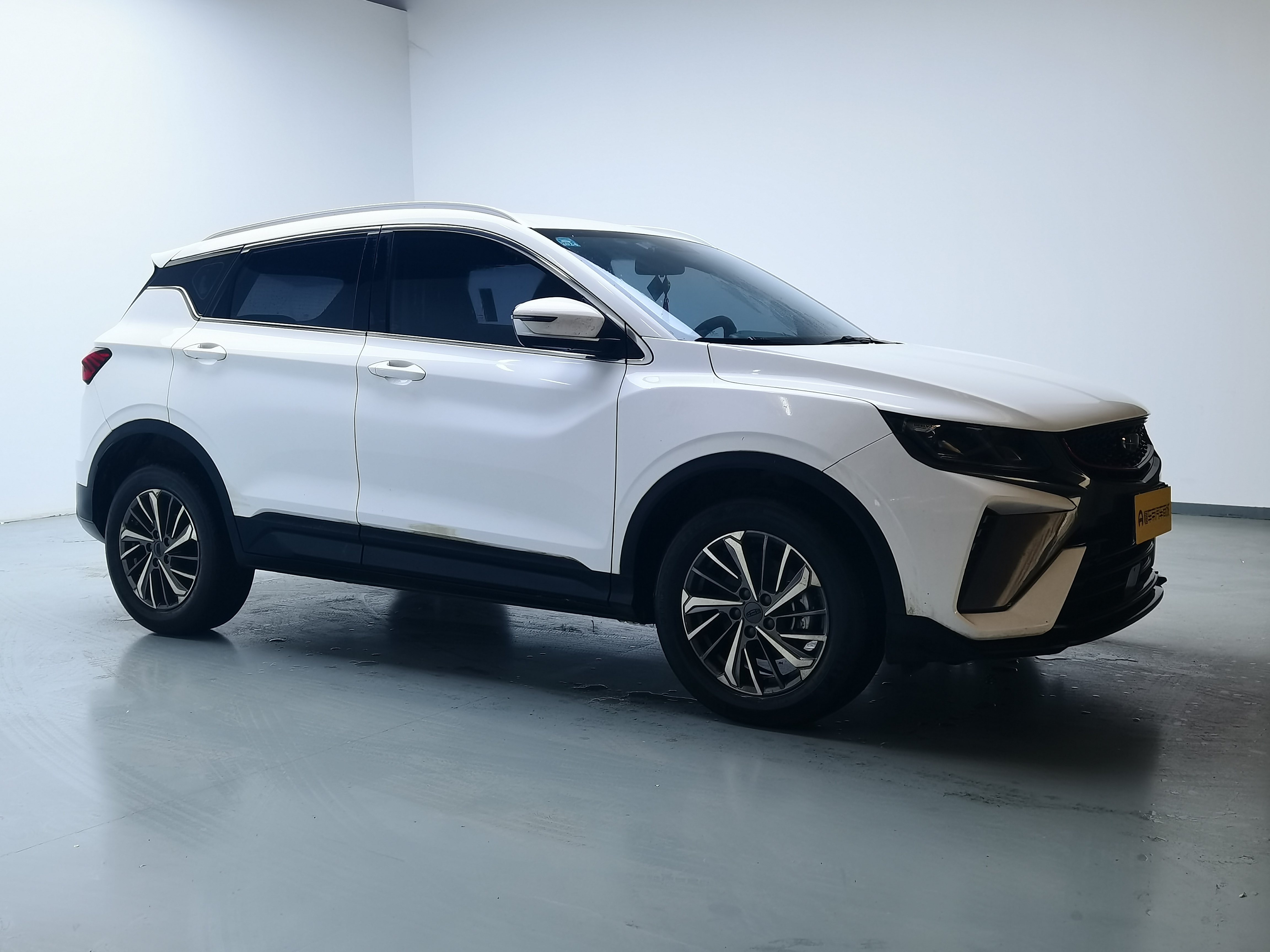 GEELY Coolray 2022 car image #3