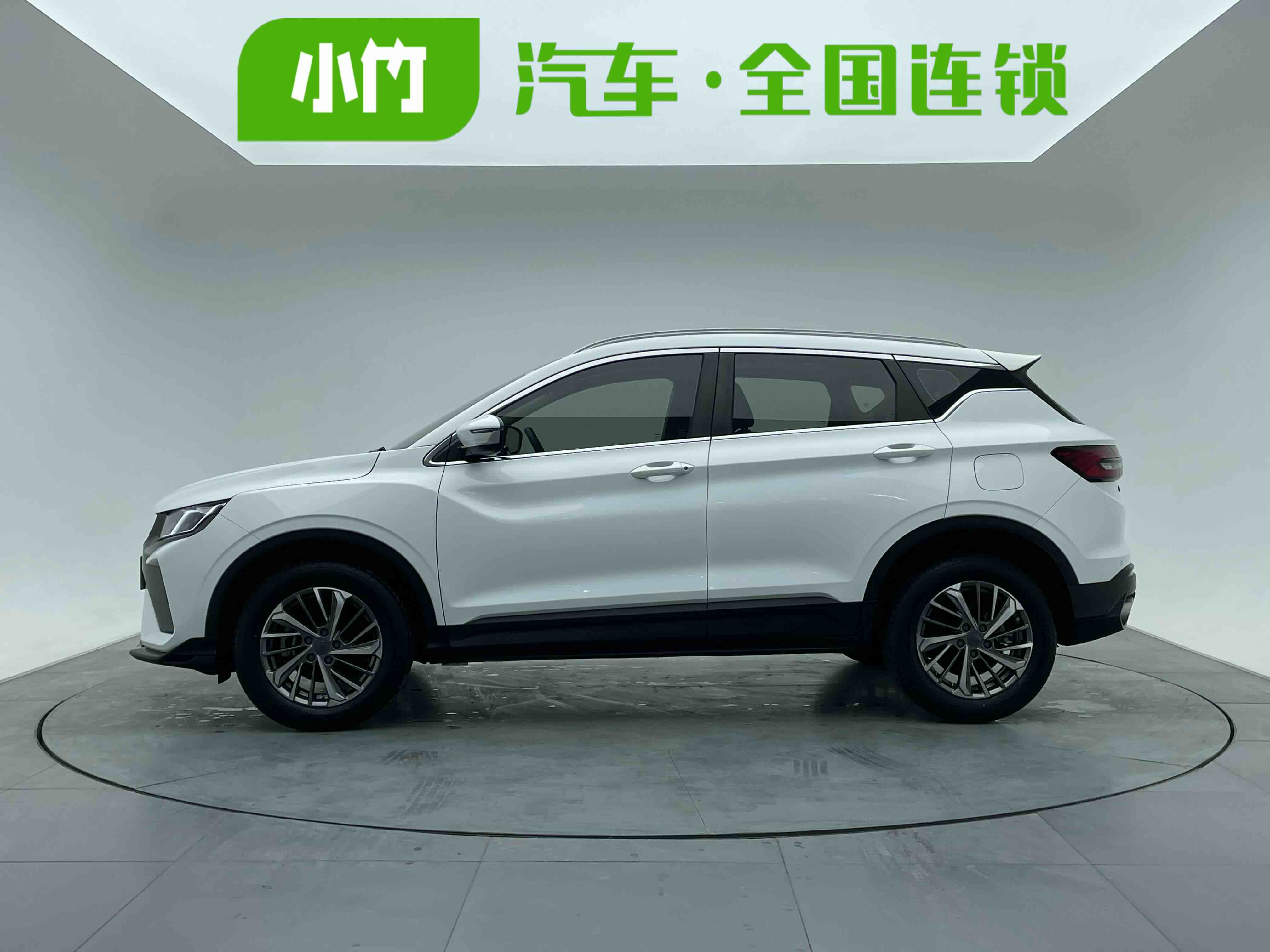 GEELY Coolray 2021 car image #3