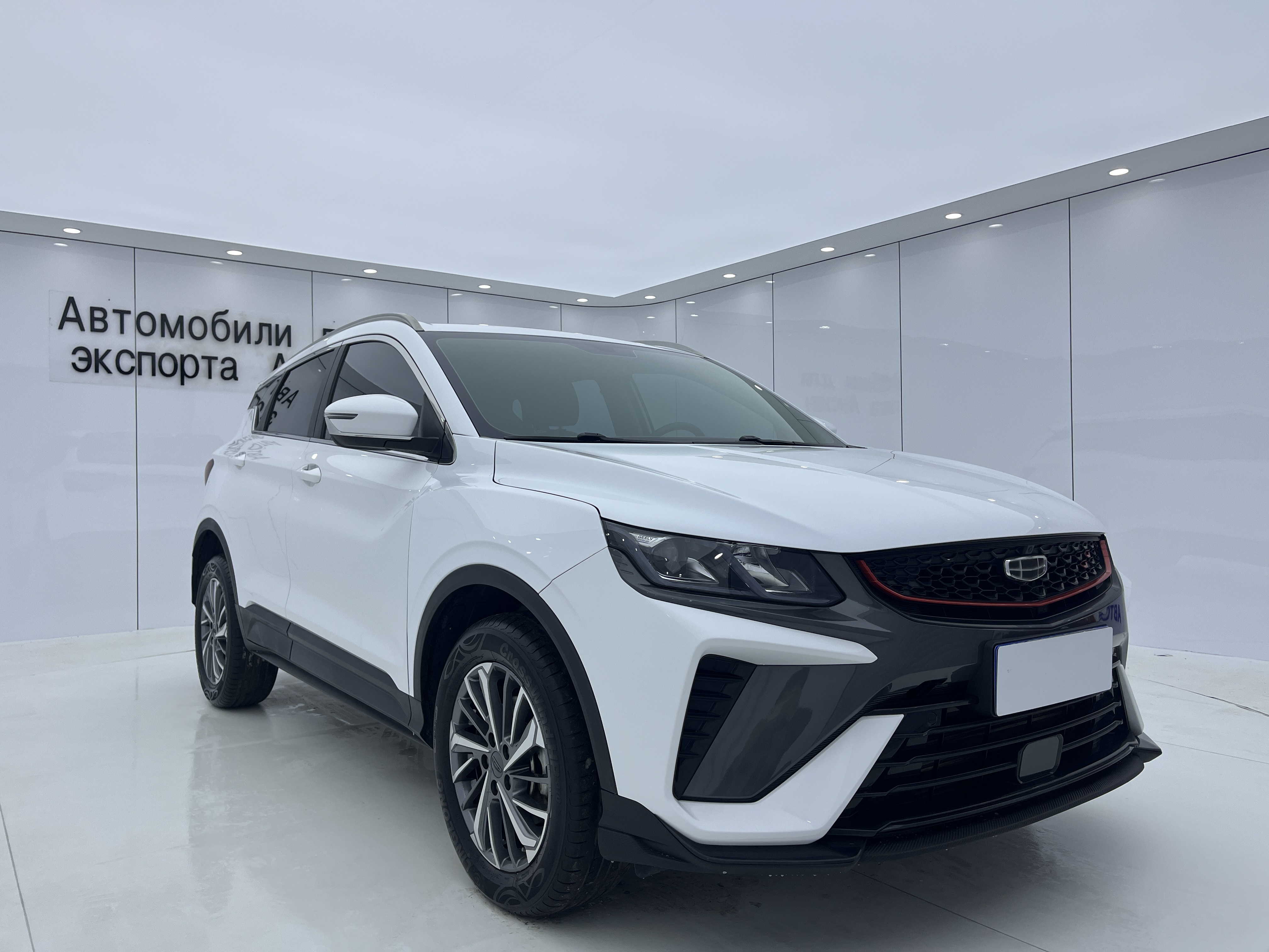 GEELY Coolray 2022 car image #3