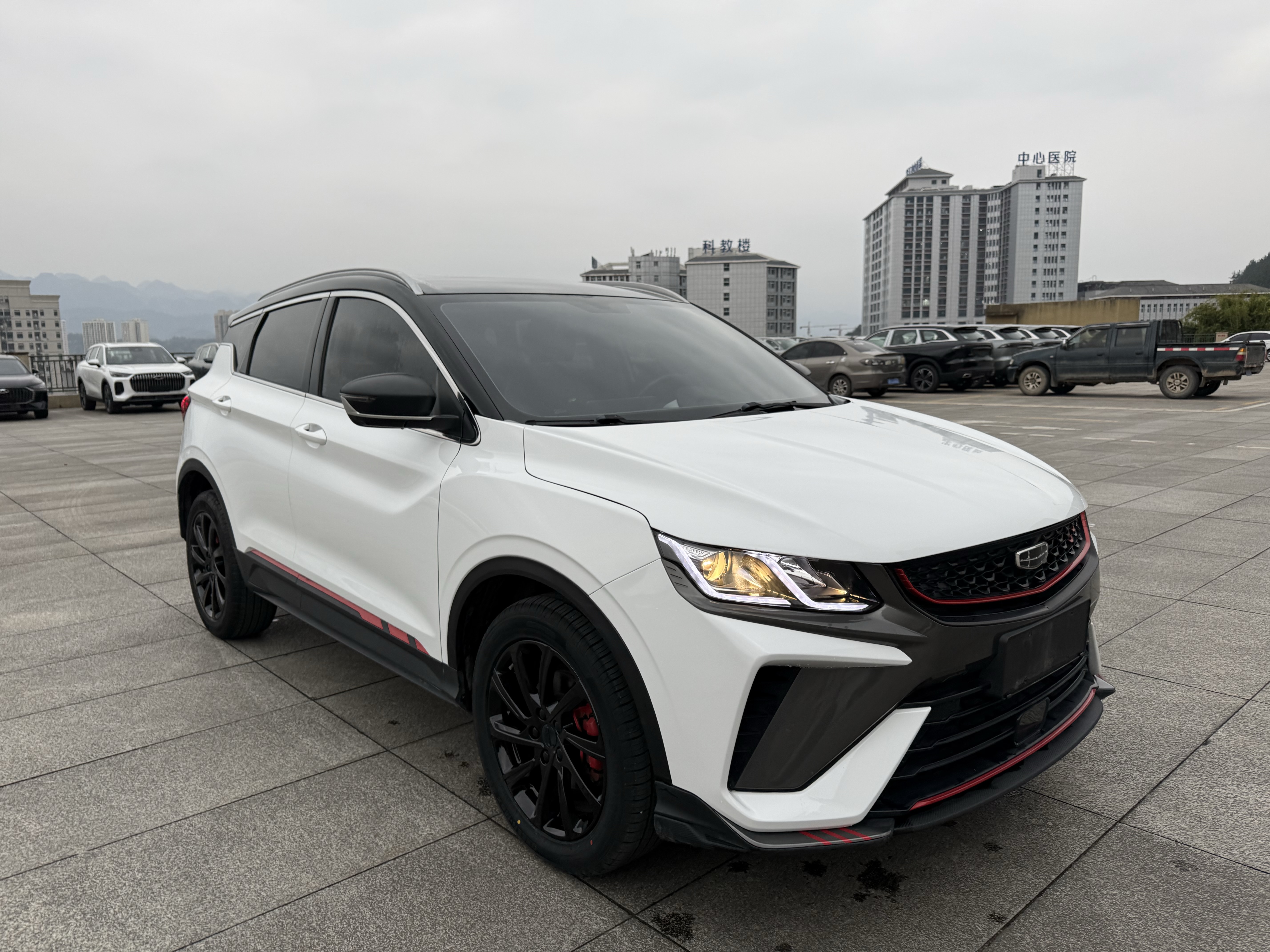 GEELY Coolray 2022 #3 GEELY Coolray 2022 car image #3