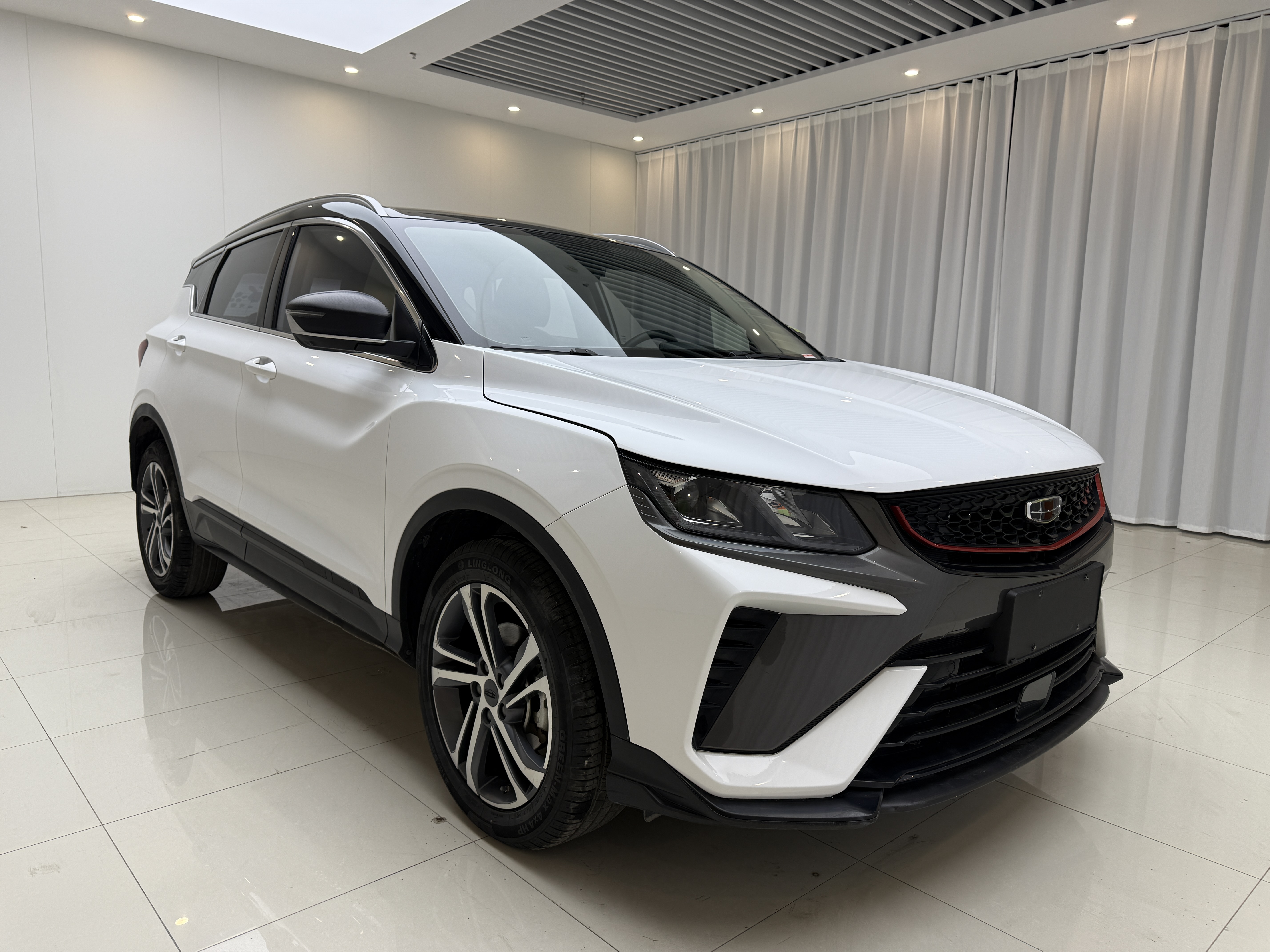 GEELY Coolray 2021 #3 GEELY Coolray 2021 car image #3