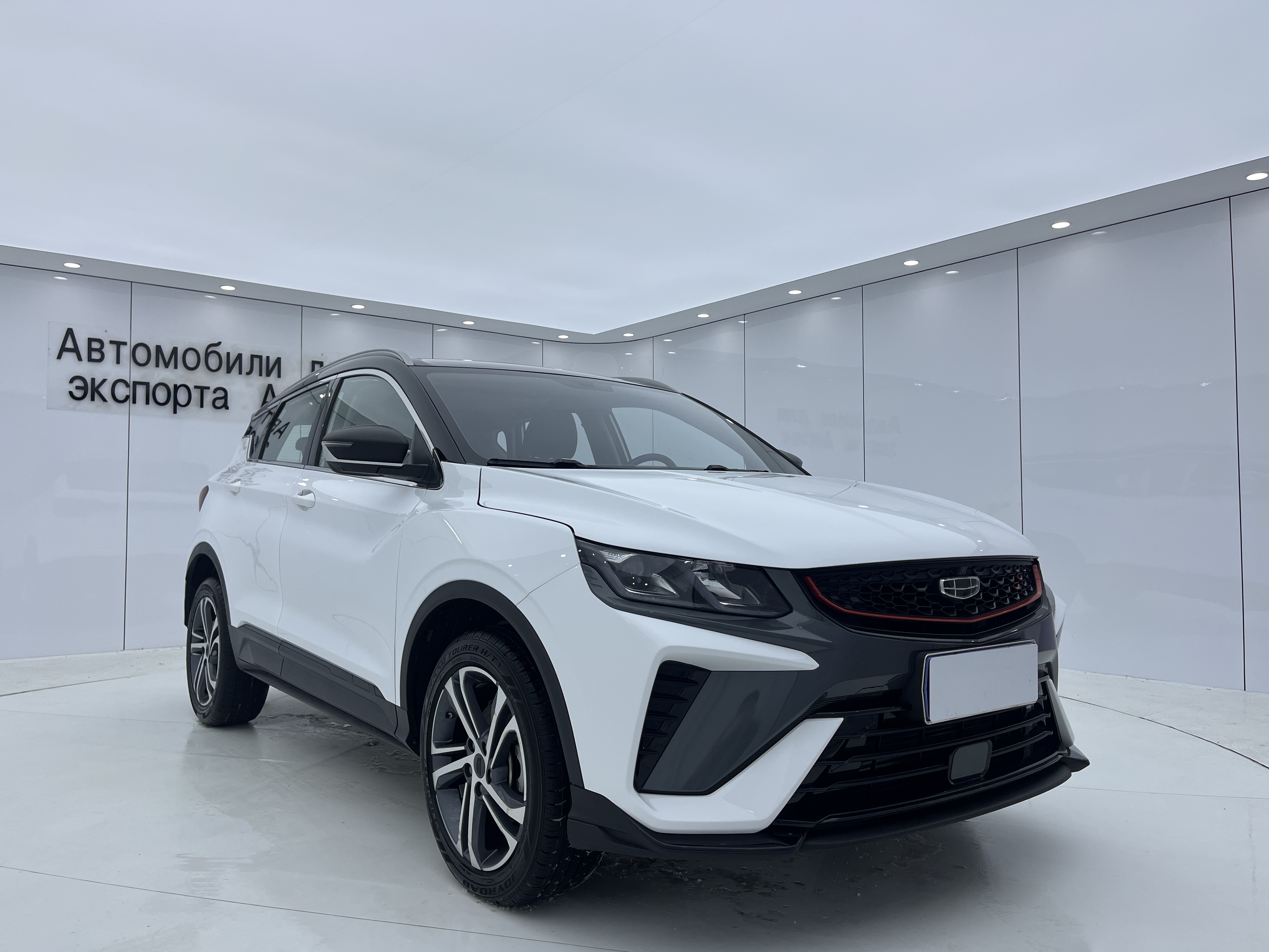 GEELY Coolray 2022 #3 GEELY Coolray 2022 car image #3