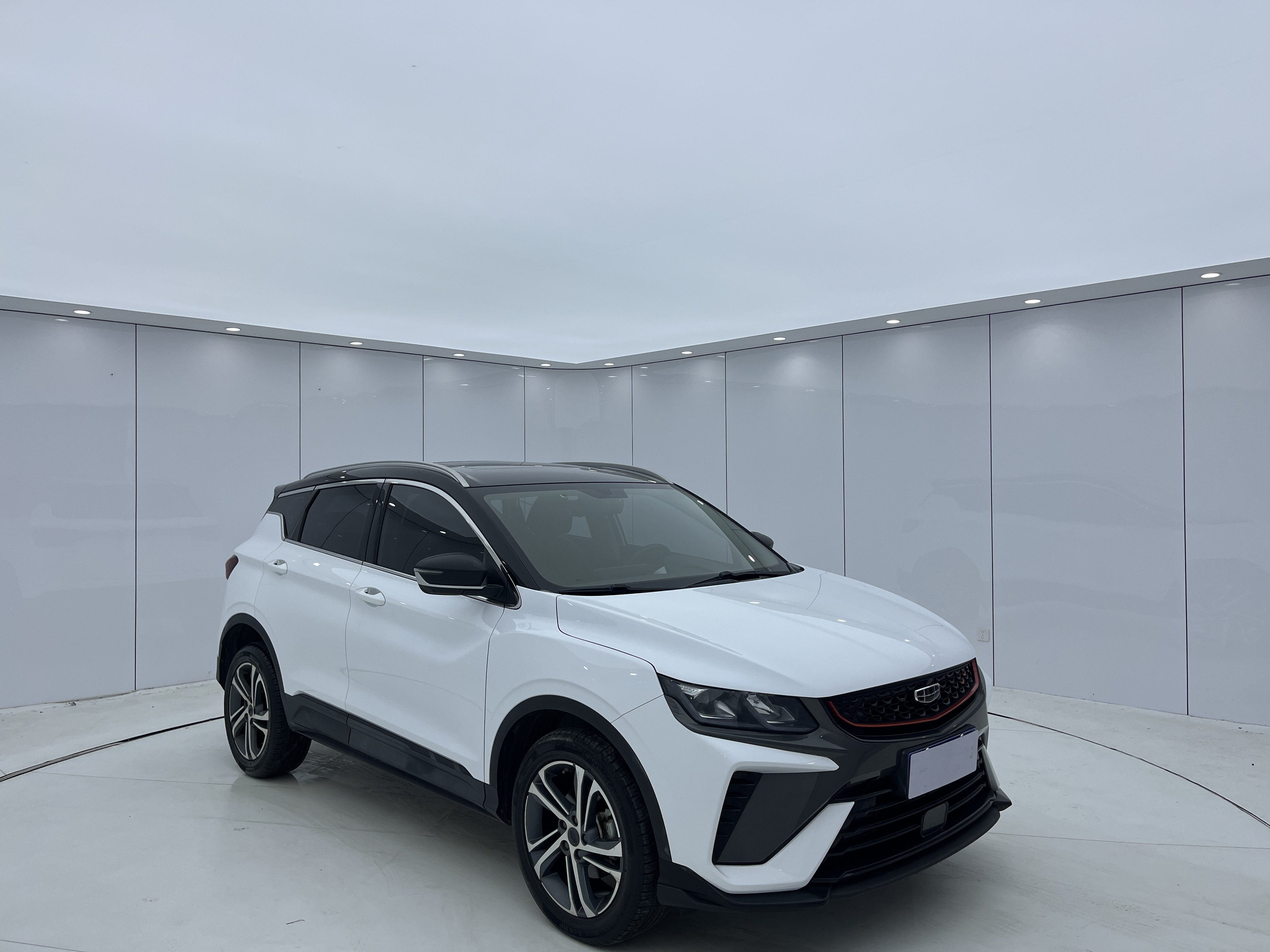 GEELY Coolray 2022 #3 GEELY Coolray 2022 car image #3