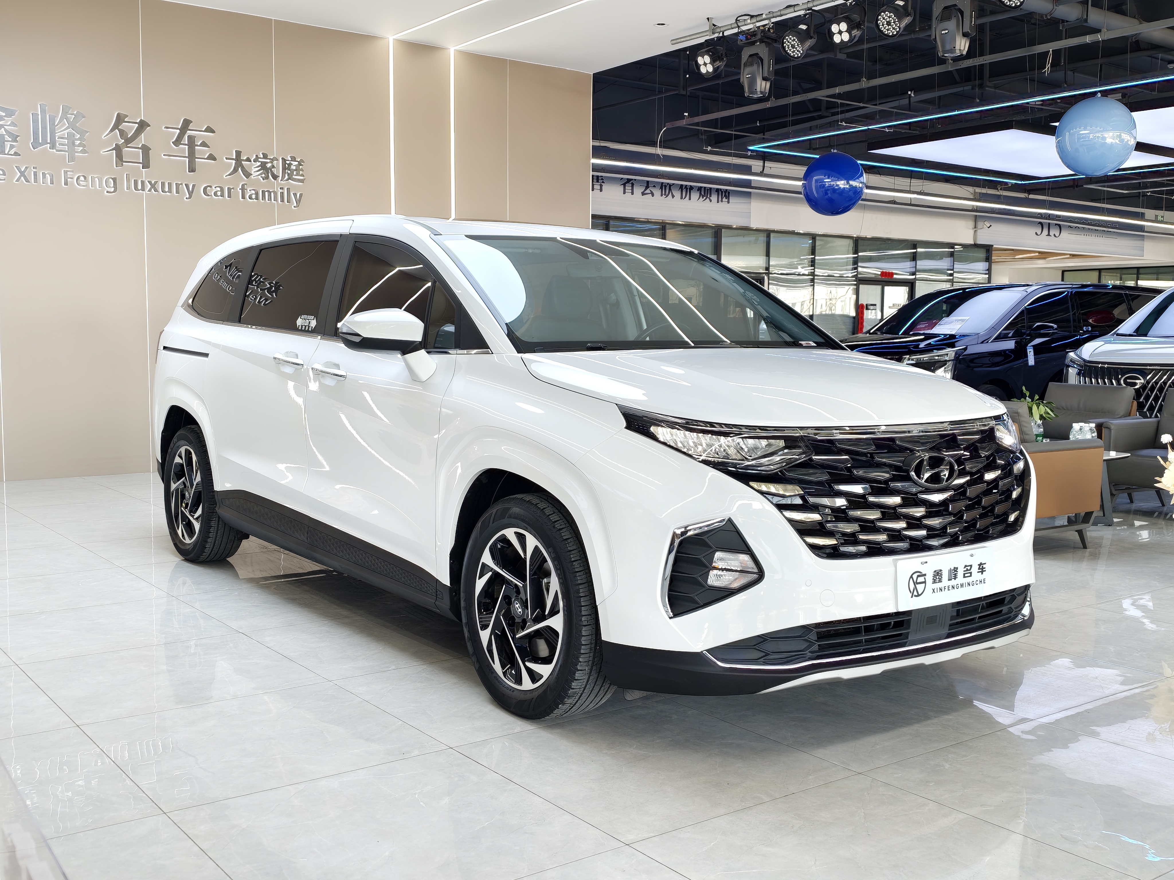 Hyundai Custo 2022 car image #3