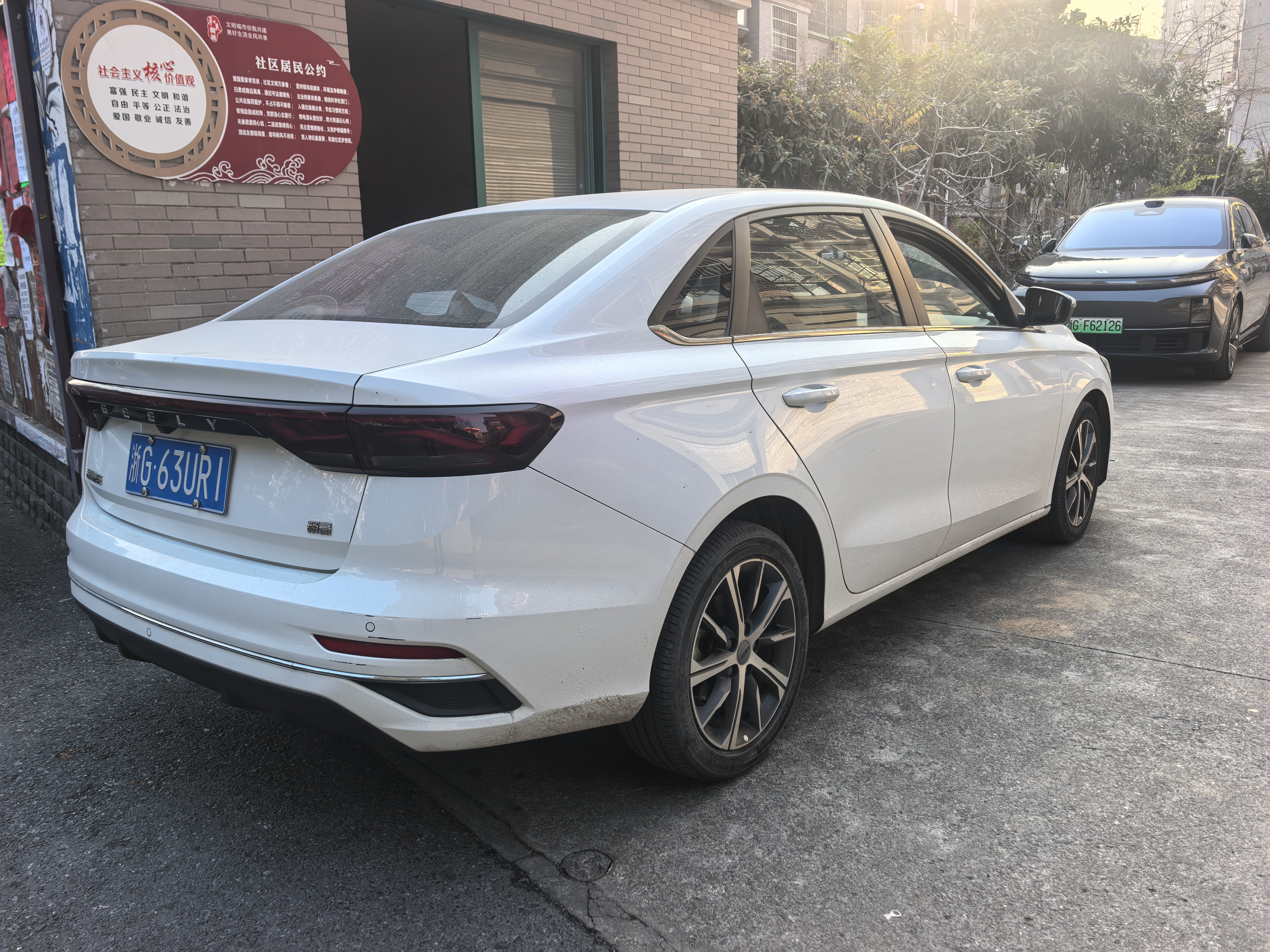 GEELY Emgrand 2022 car image #3