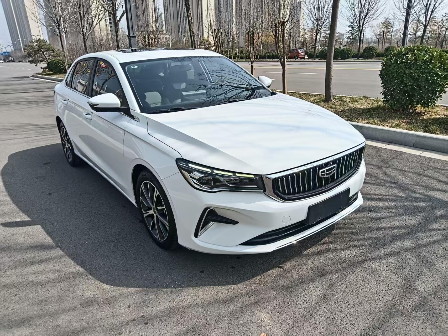 GEELY Emgrand 2022 car image #3