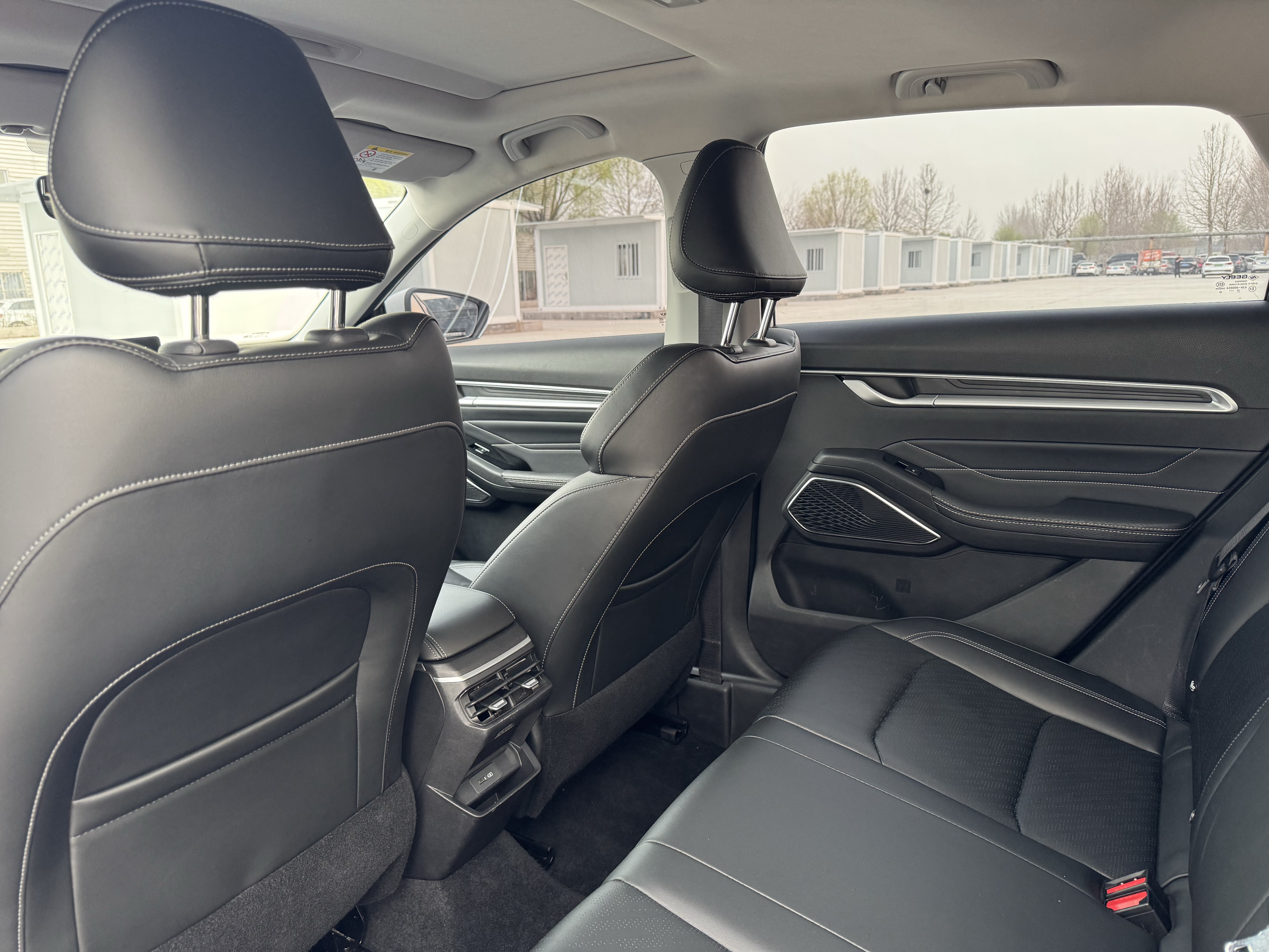 GEELY Emgrand 2022 #3 GEELY Emgrand 2022 car image #3