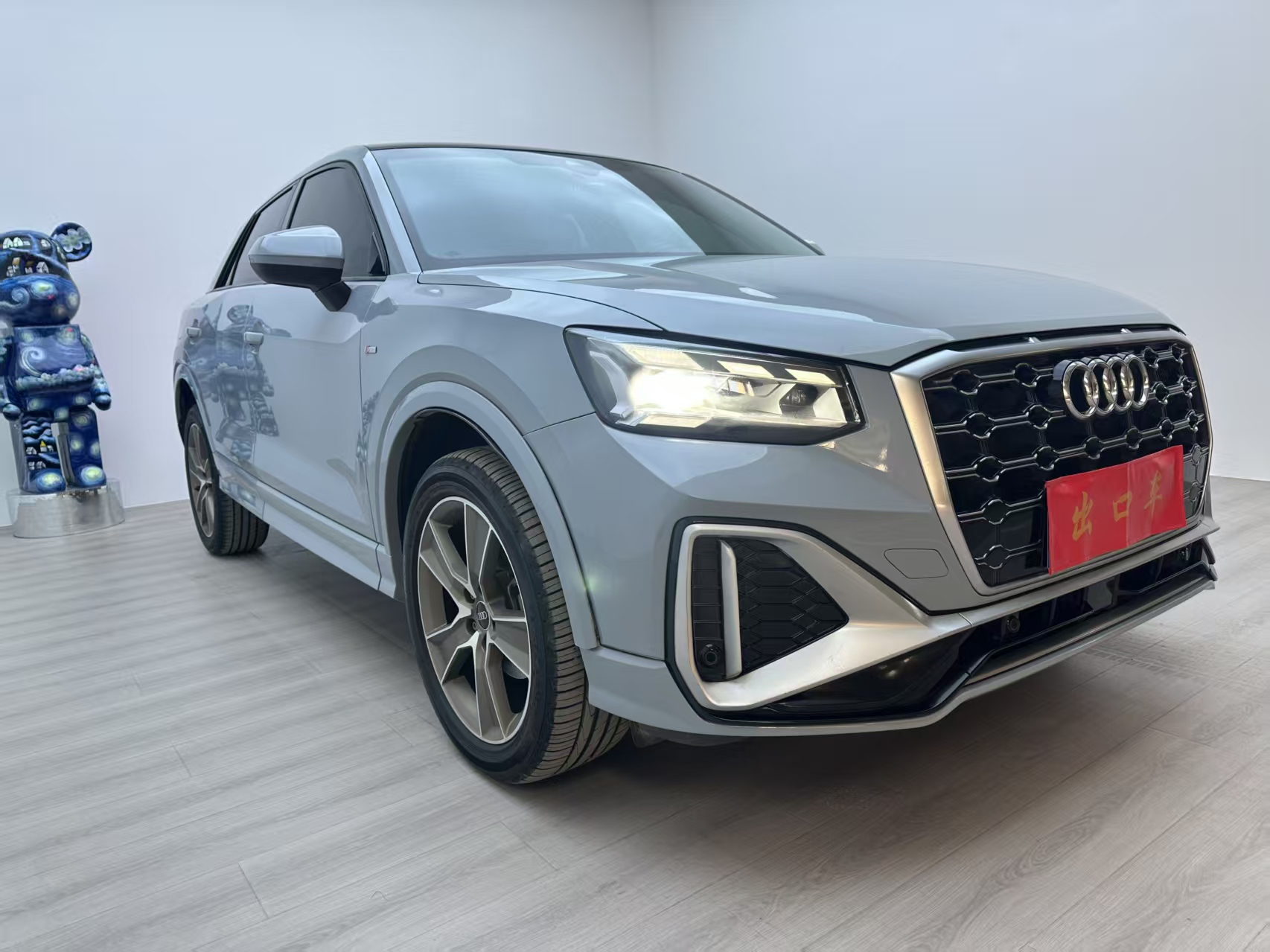 Audi Q2L 2021 car image #3