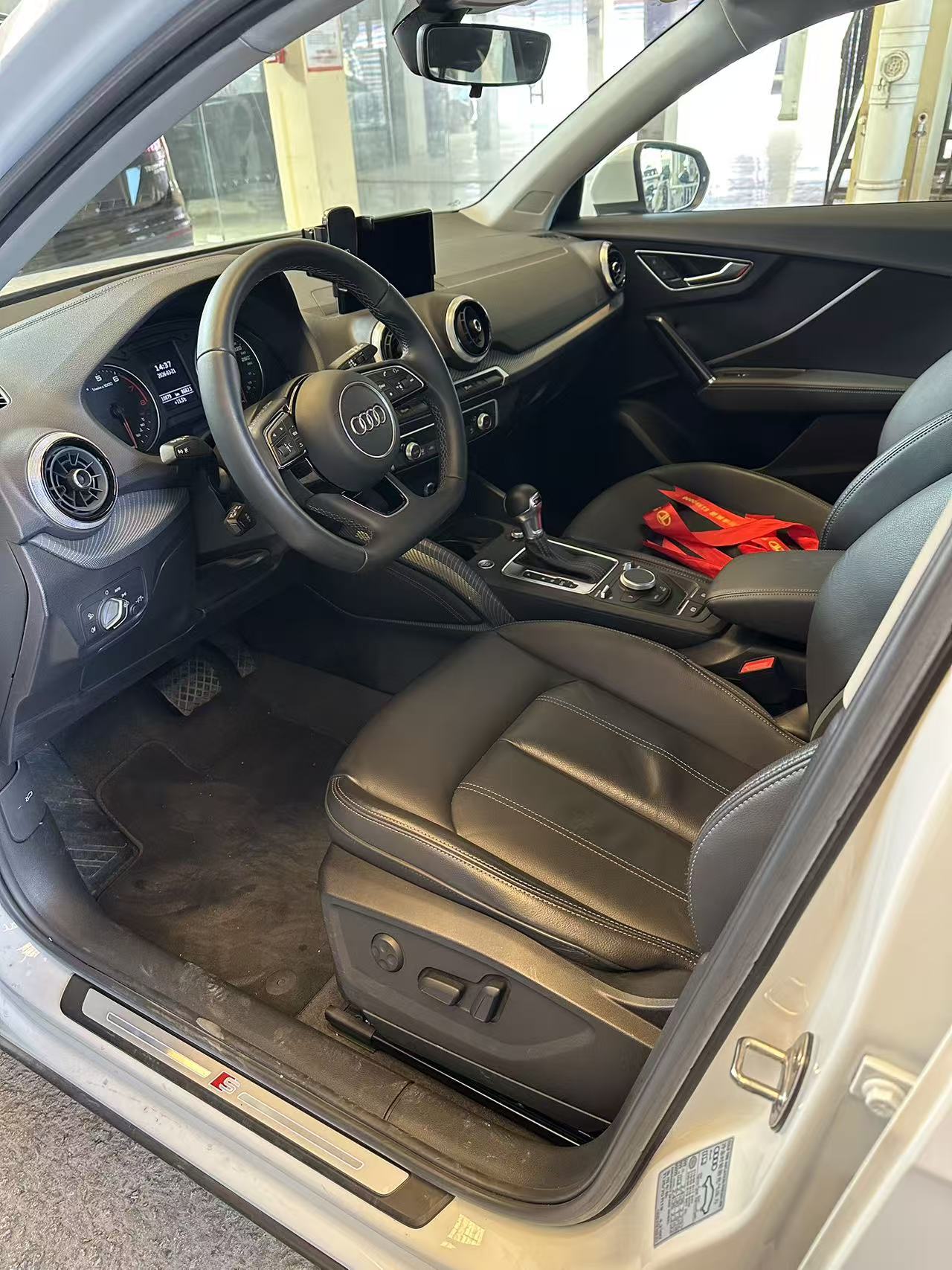 Audi Q2L 2023 imagem de carro #3