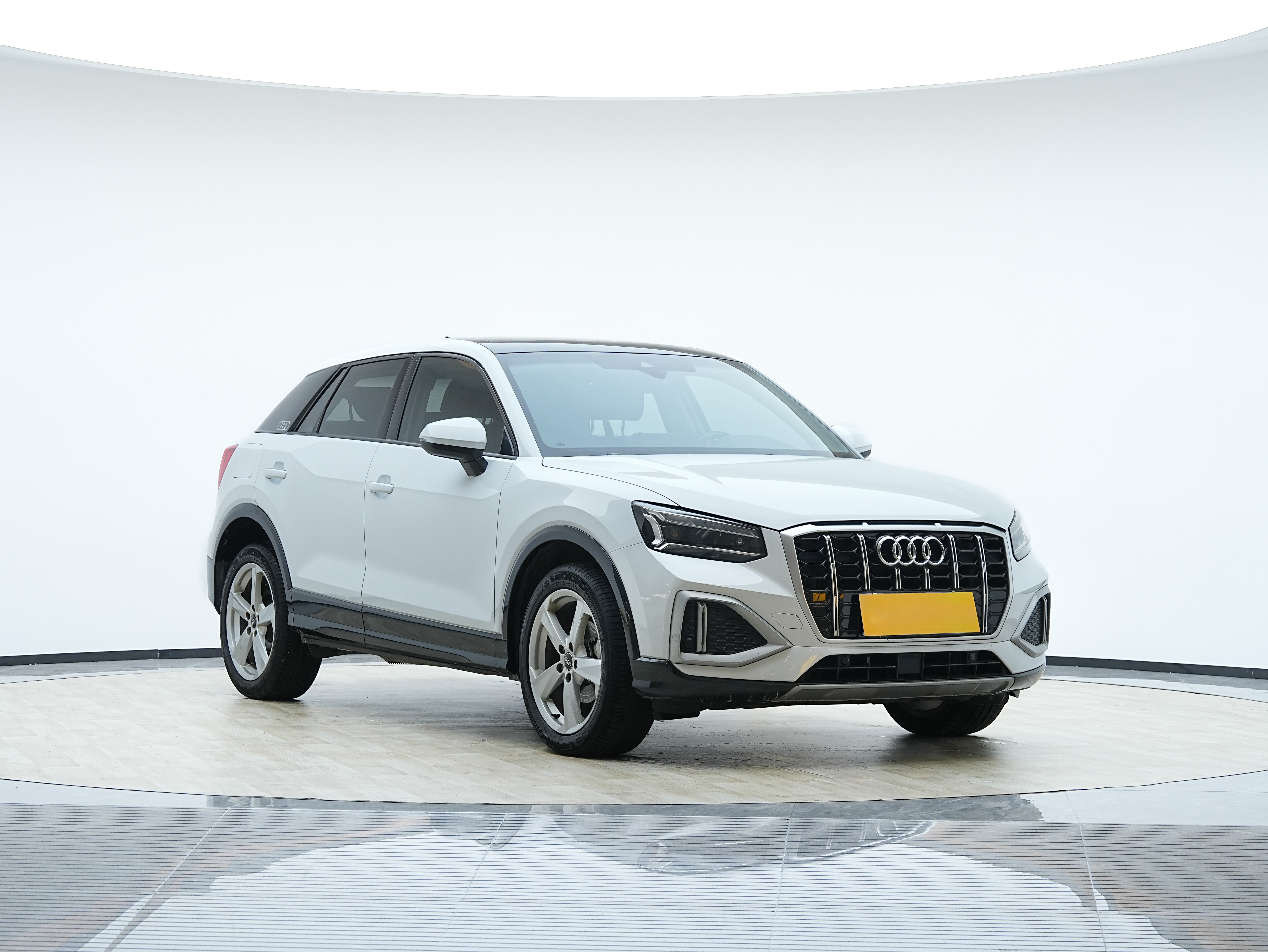 Audi Q2L 2023 imagem de carro #3