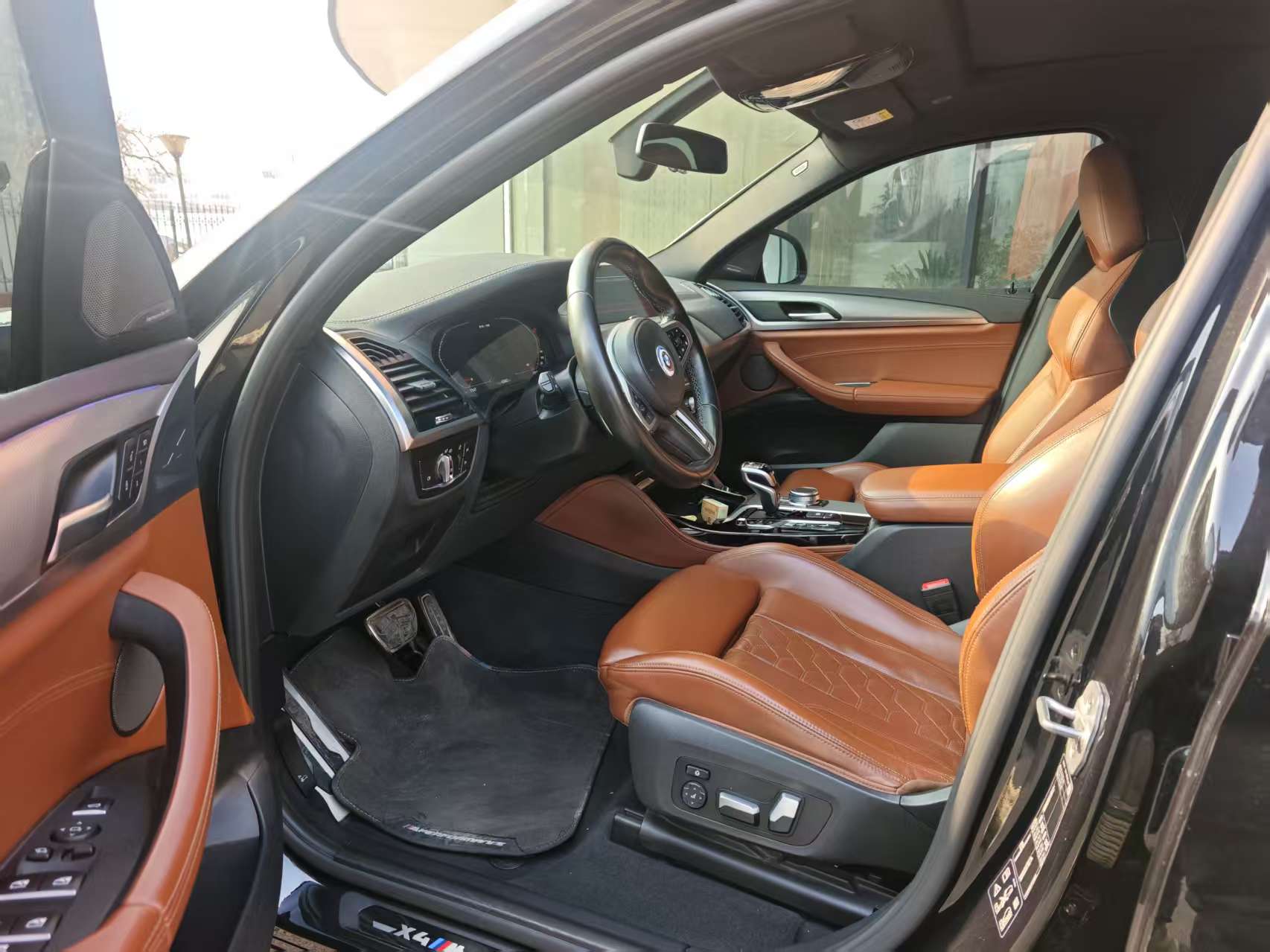 BMW X4 M 2021 immagine di auto #3