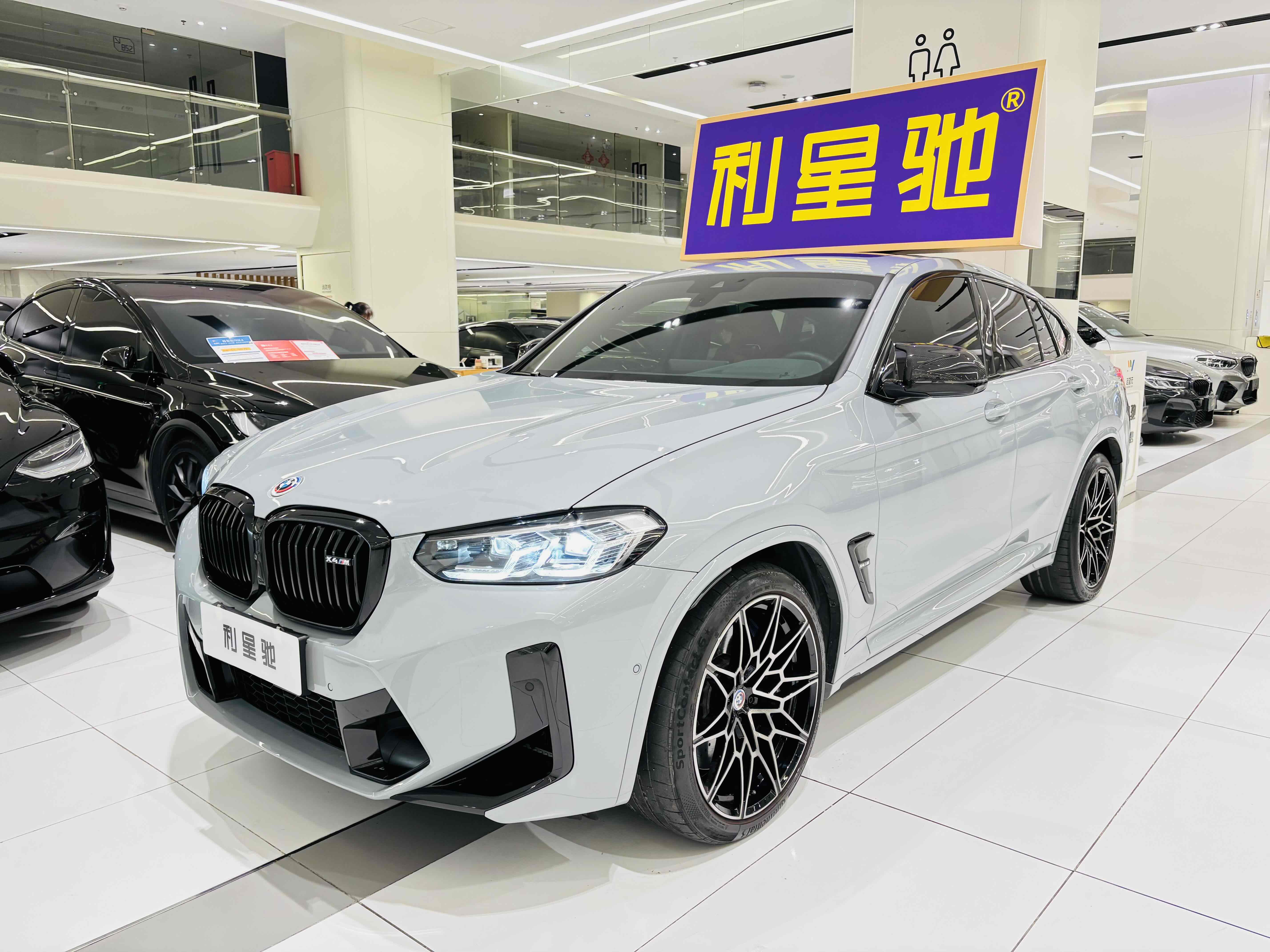 BMW X4 M 2023 car image #3