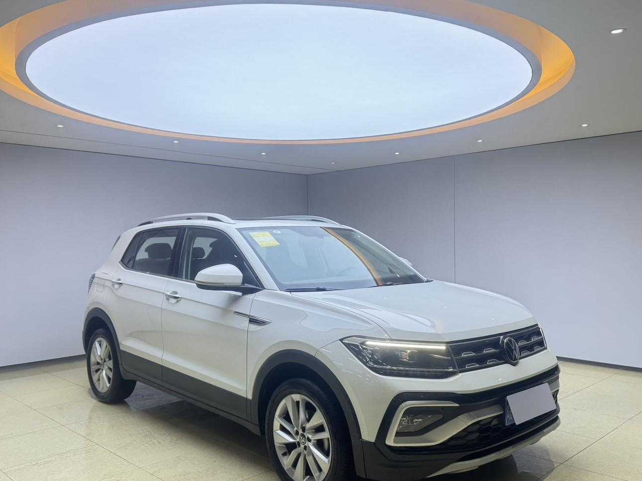 Volkswagen T-Cross 2023 #3 Volkswagen T-Cross 2023 car image #3