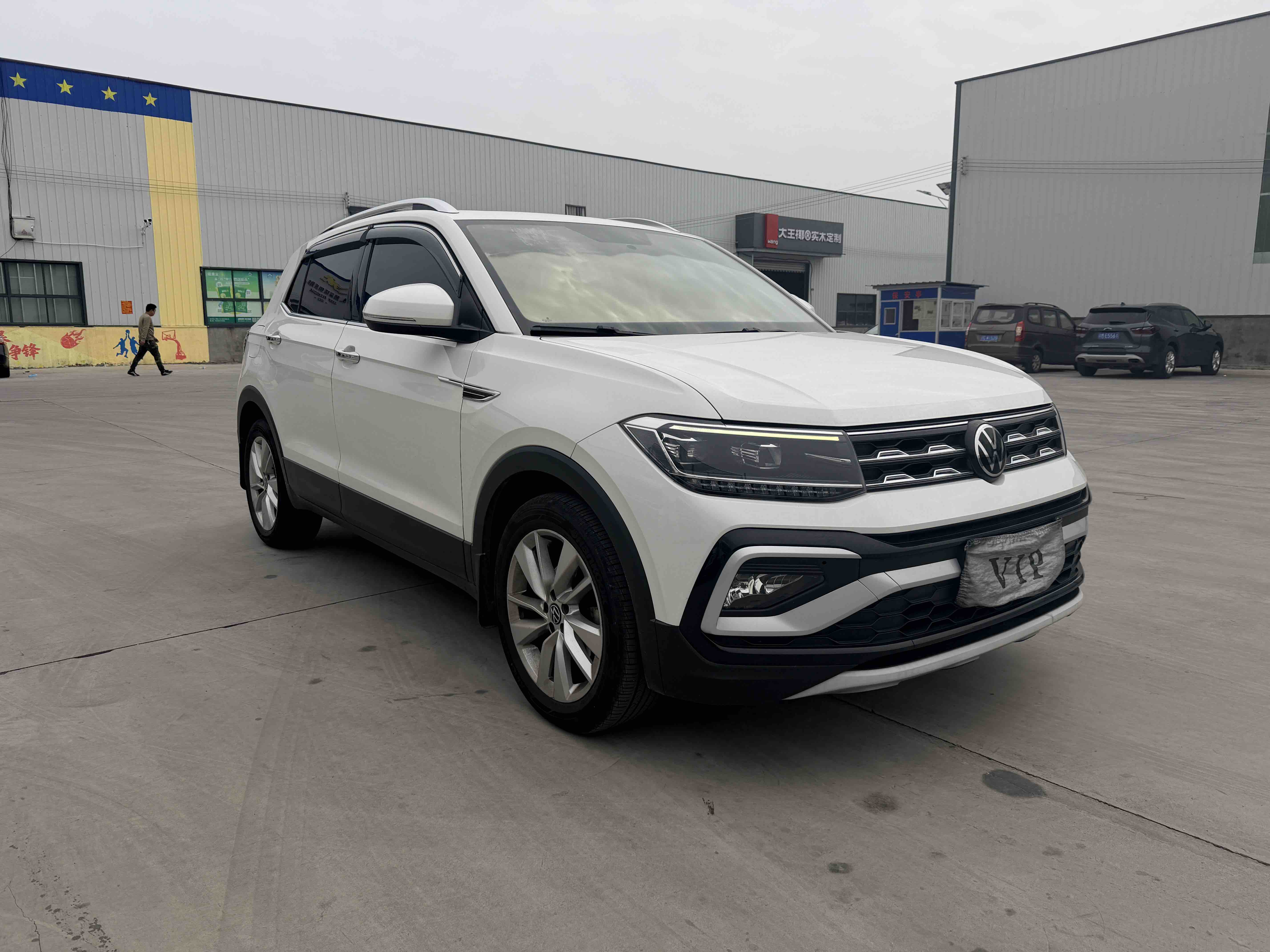 Volkswagen T-Cross 2022 #3 Volkswagen T-Cross 2022 car image #3