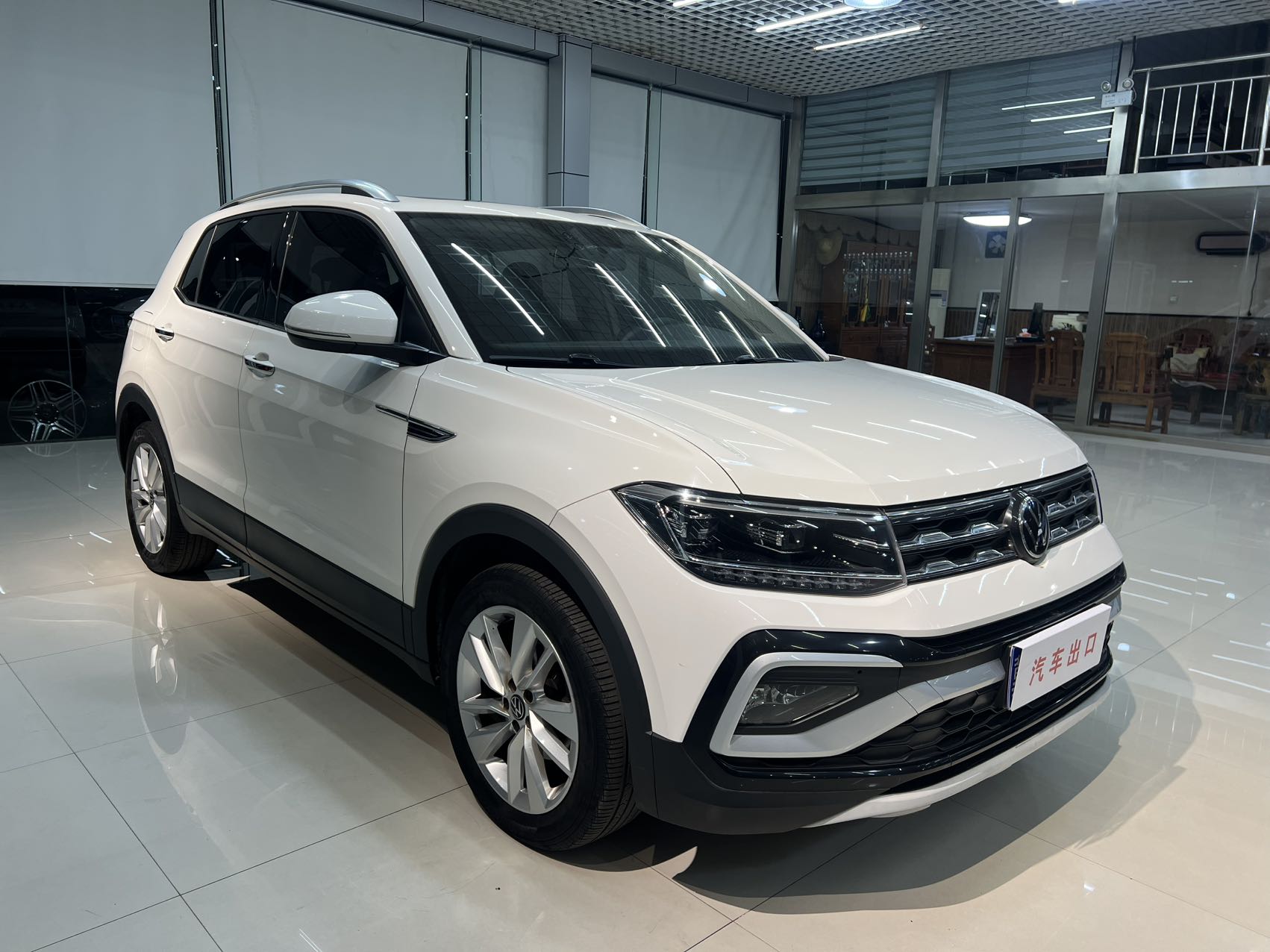 Volkswagen T-Cross 2022 car image #3