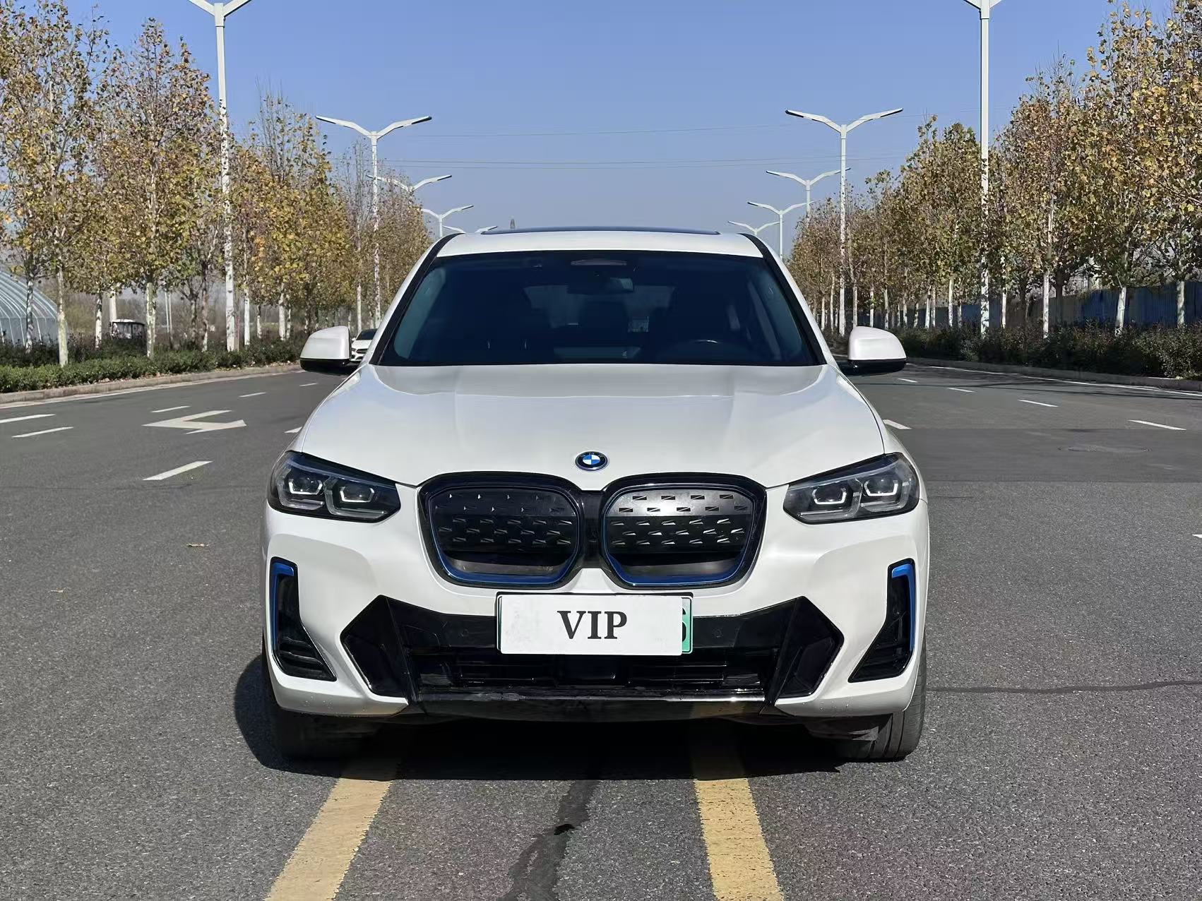 BMW iX3 2022 car image #3