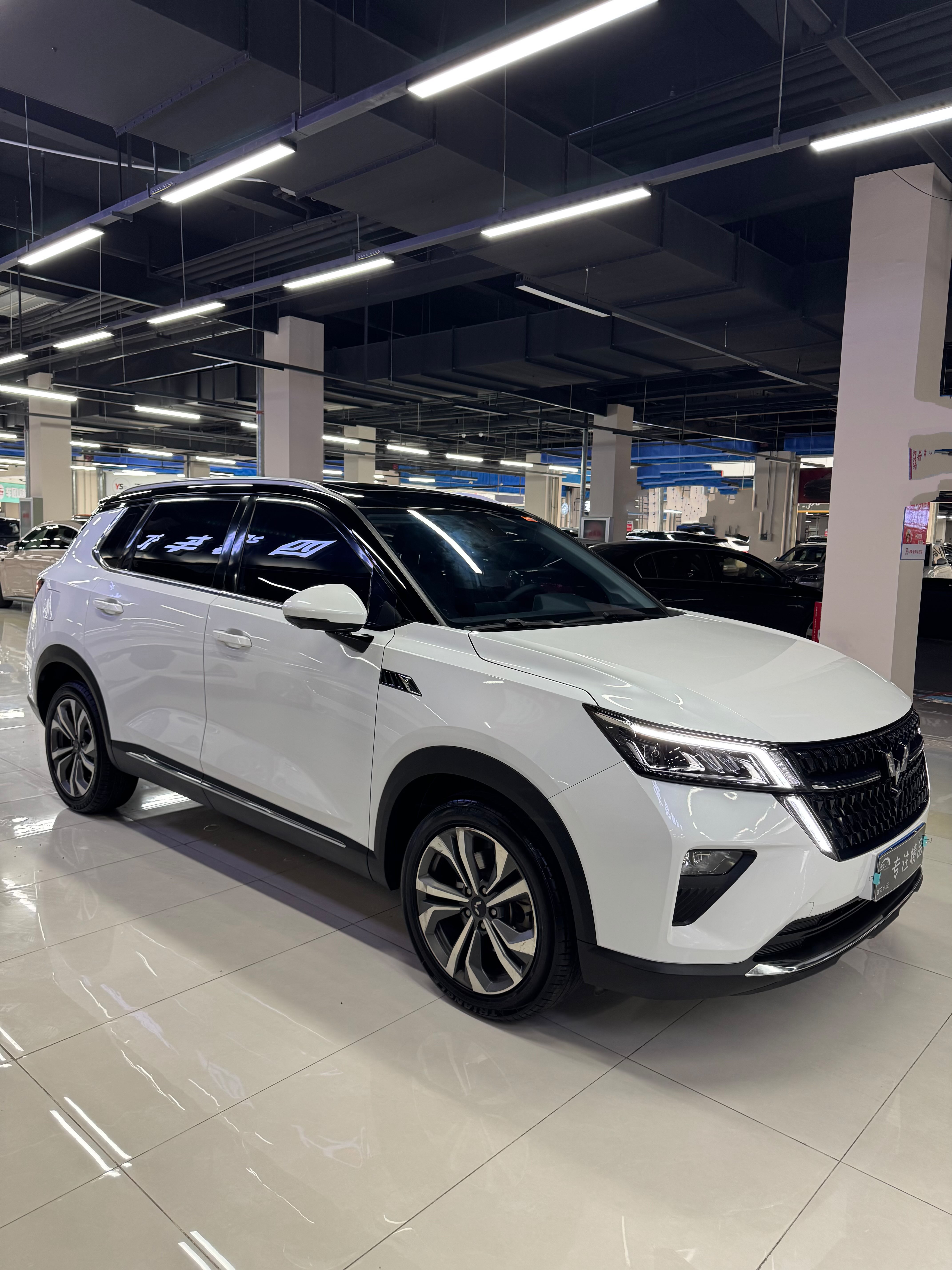 五菱汽车 五菱星辰 2022 汽车图片 #3