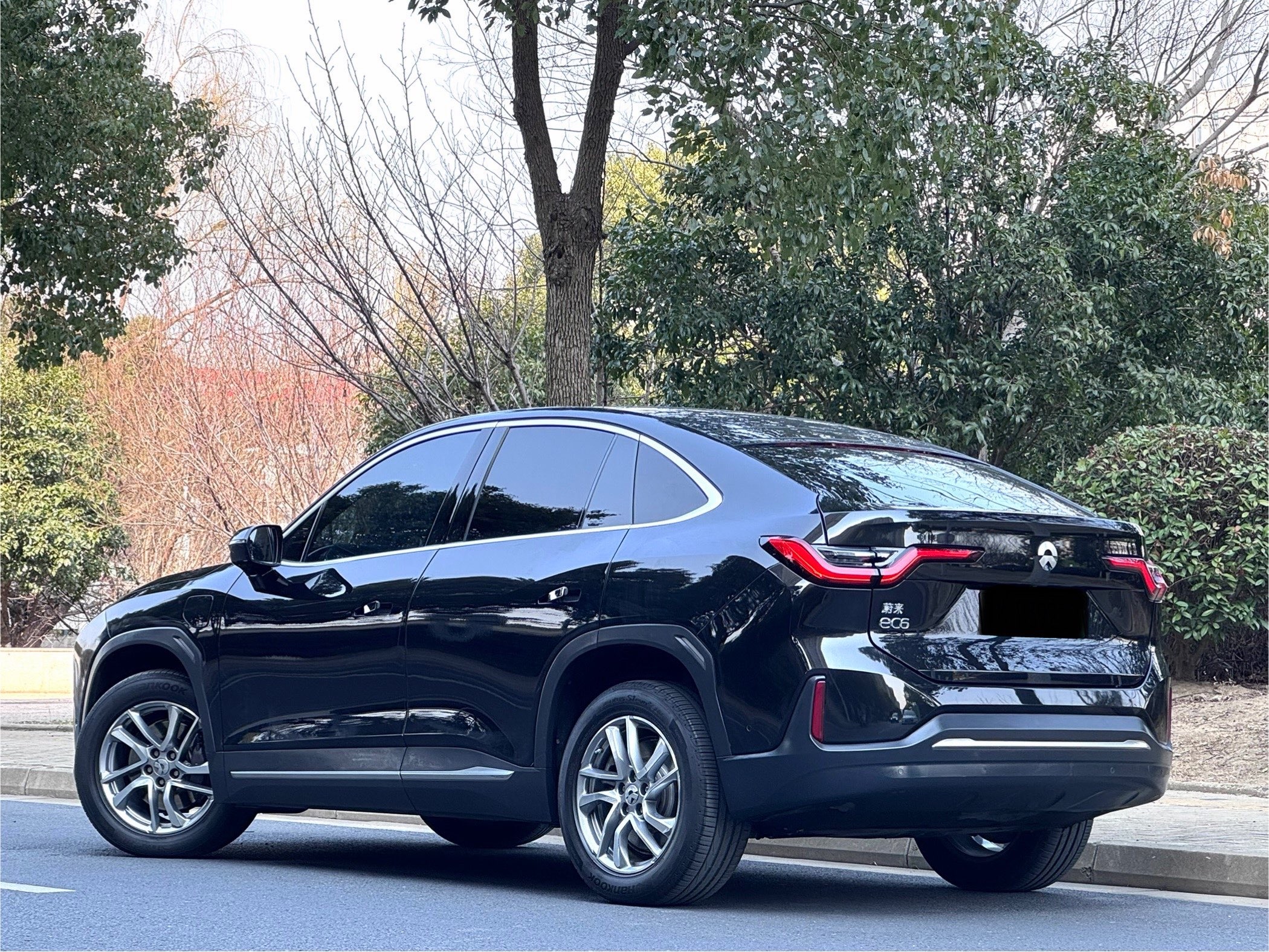 蔚来 蔚来EC6 2022 汽车图片 #3