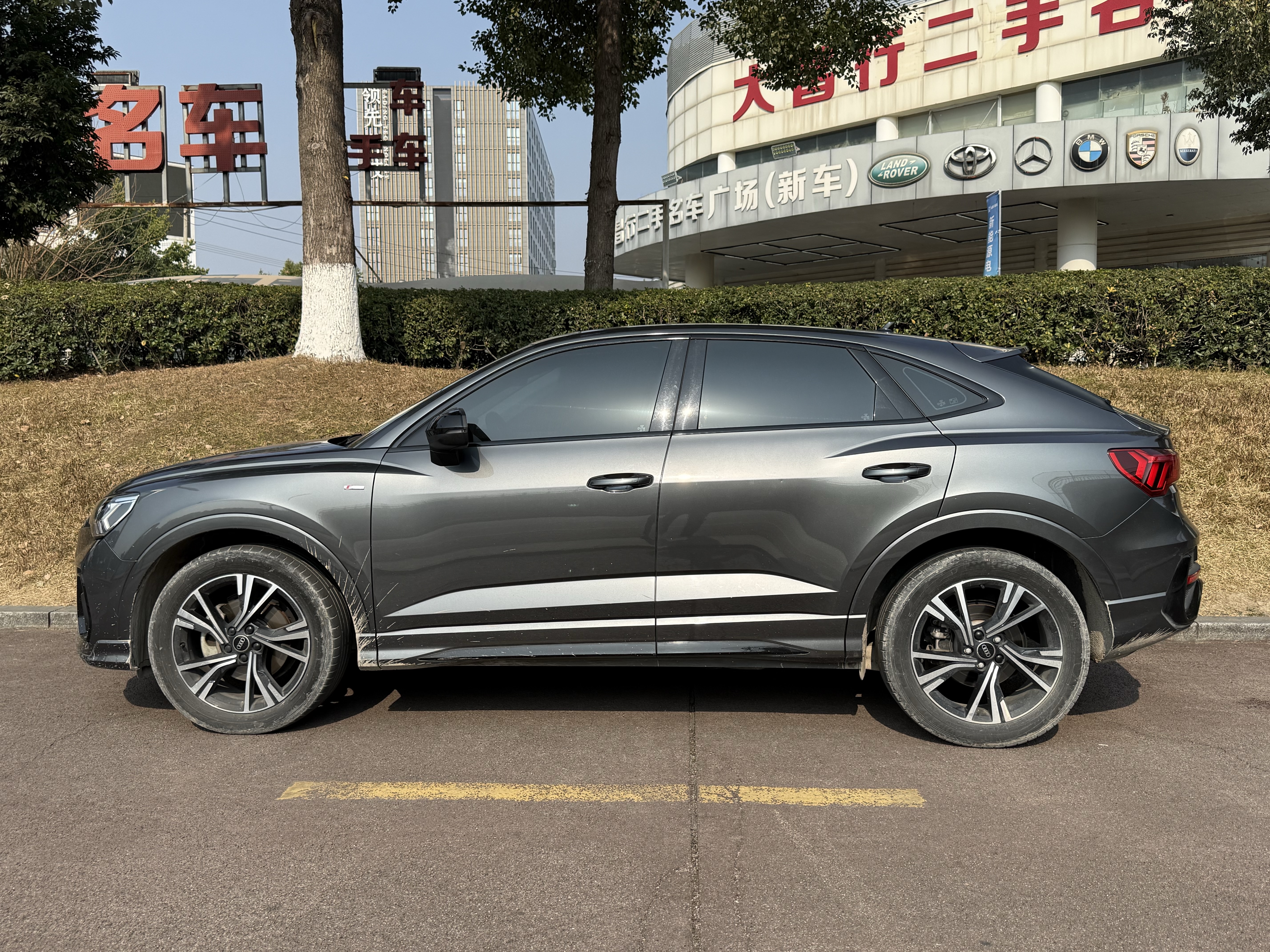 Audi Q3 Sportback 2022 #3 Audi Q3 Sportback 2022 car image #3