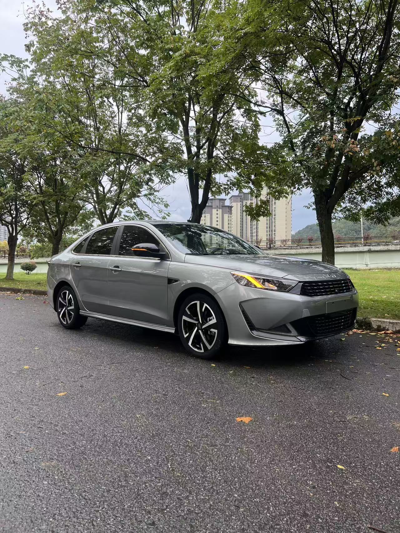 Kaiyi Xuandu 2022 #3 Kaiyi Xuandu 2022 car image #3