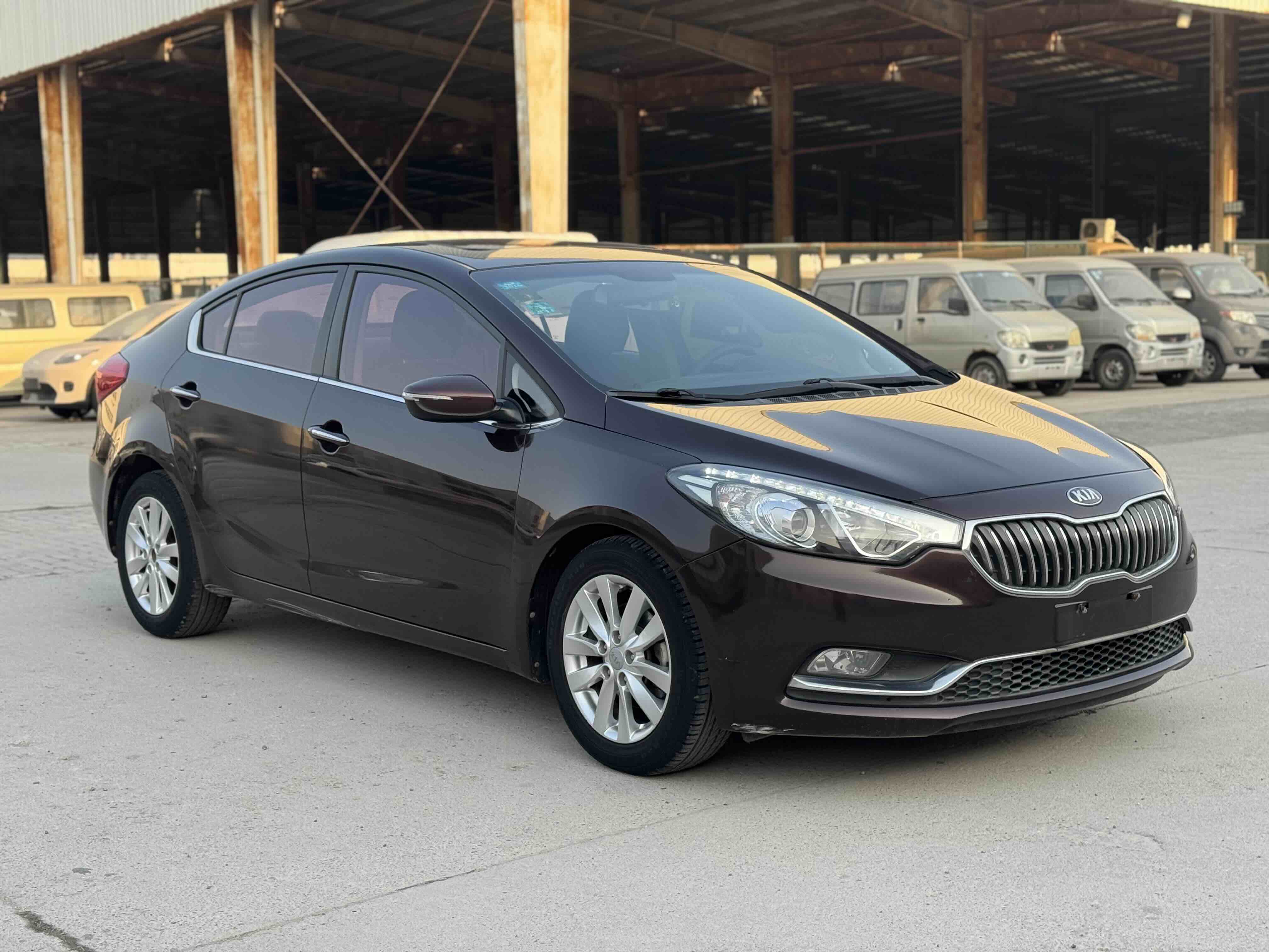 Kia K3 2014 #3 Kia K3 2014 car image #3
