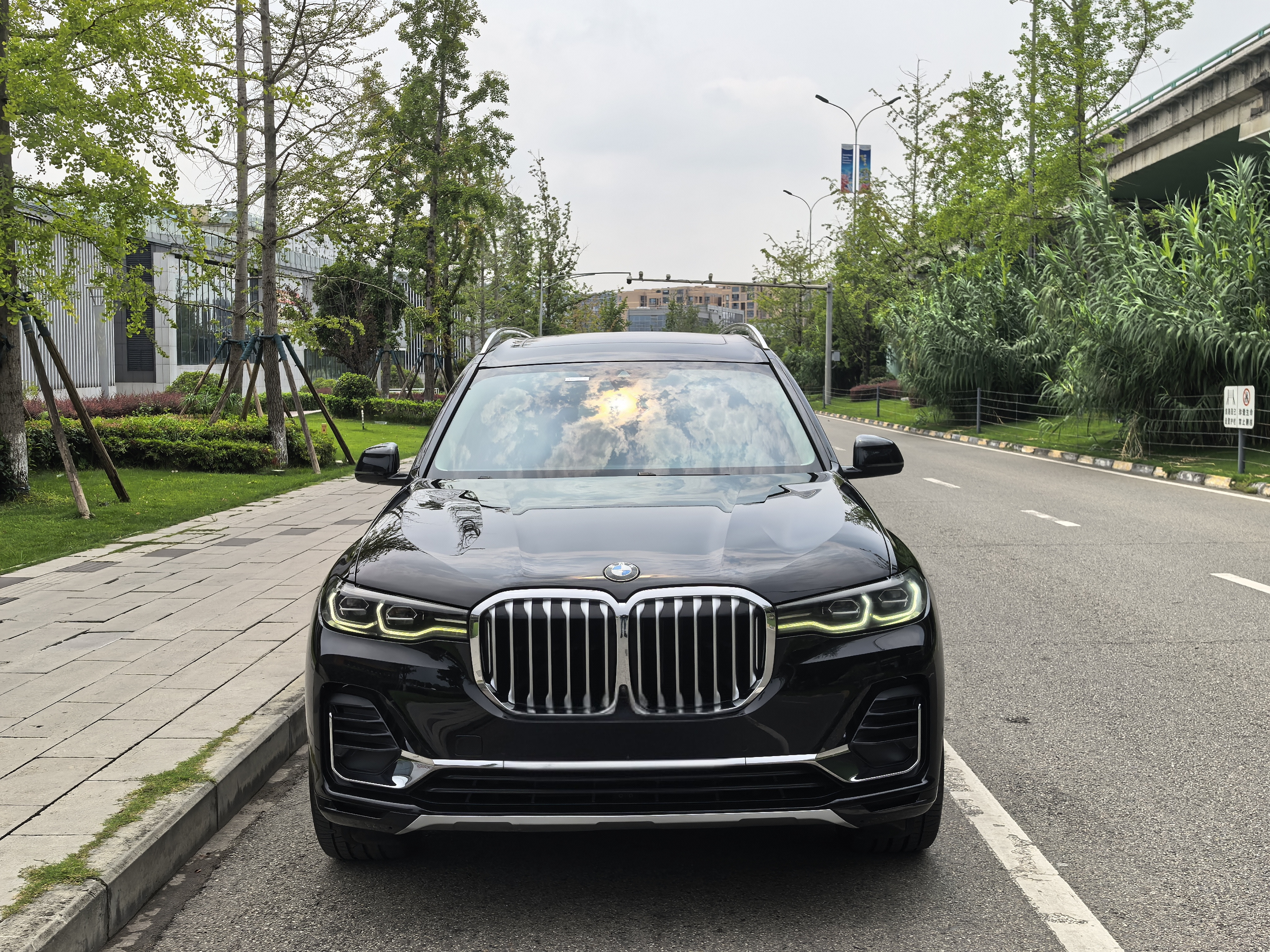 BMW X7 M60i 2021 #3 BMW X7 M60i 2021 immagine di auto #3