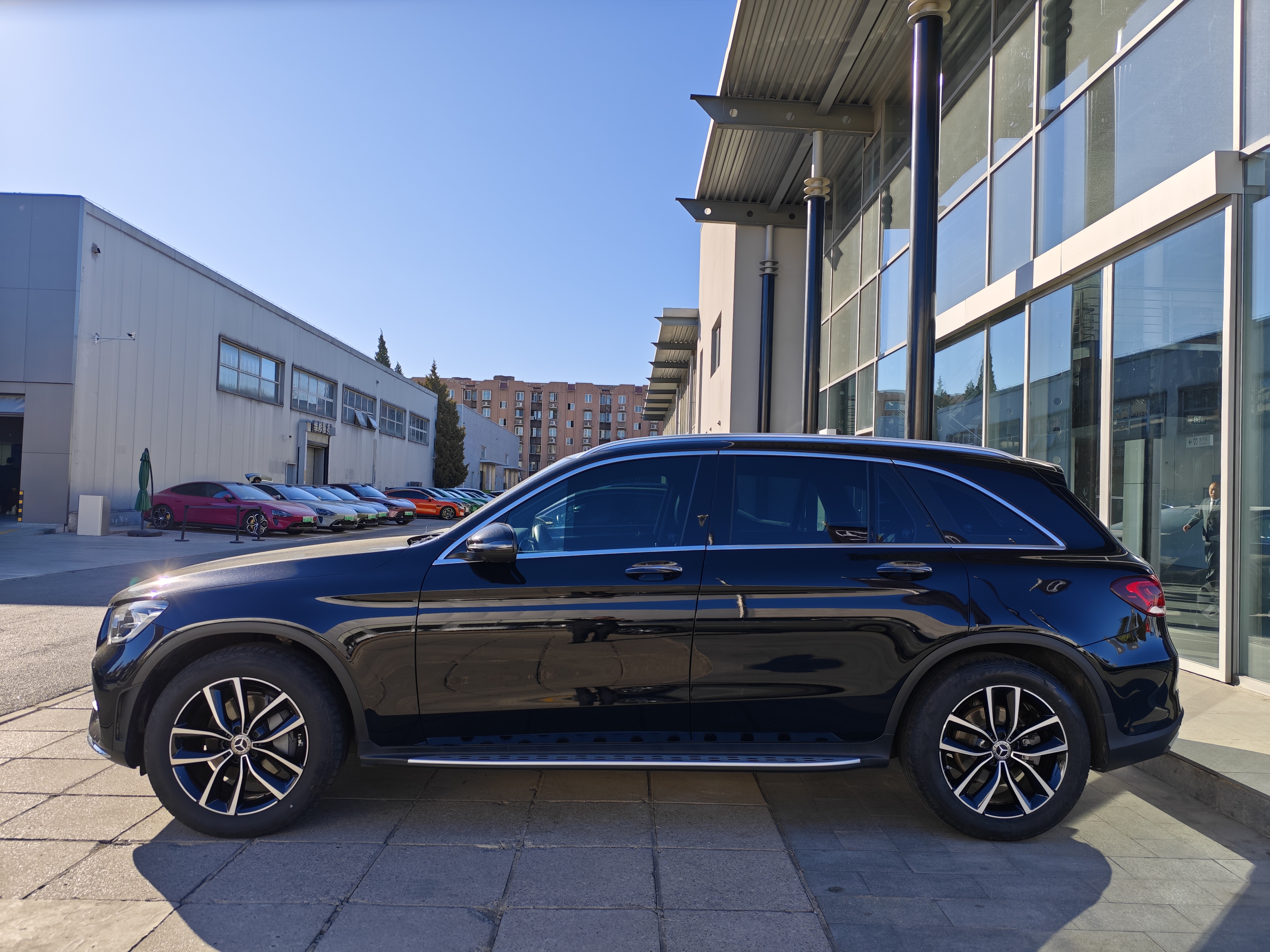 Mercedes-Benz GLC Class 2022 car image #3