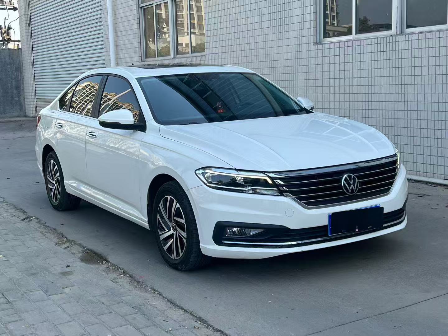 Volkswagen Lavida 2022 car image #3