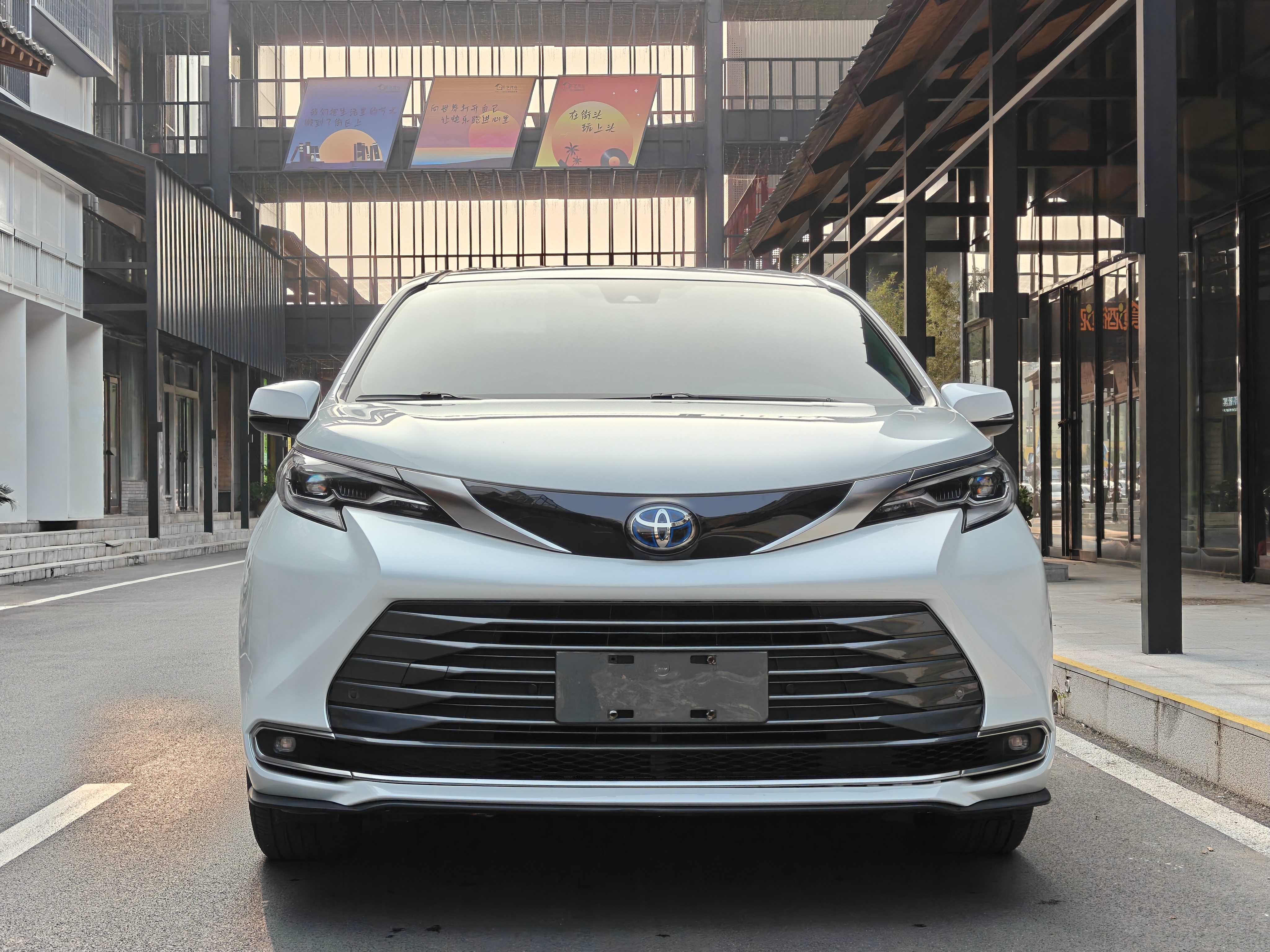 丰田 赛那SIENNA 2022 #3 丰田 赛那SIENNA 2022 汽车图片 #3