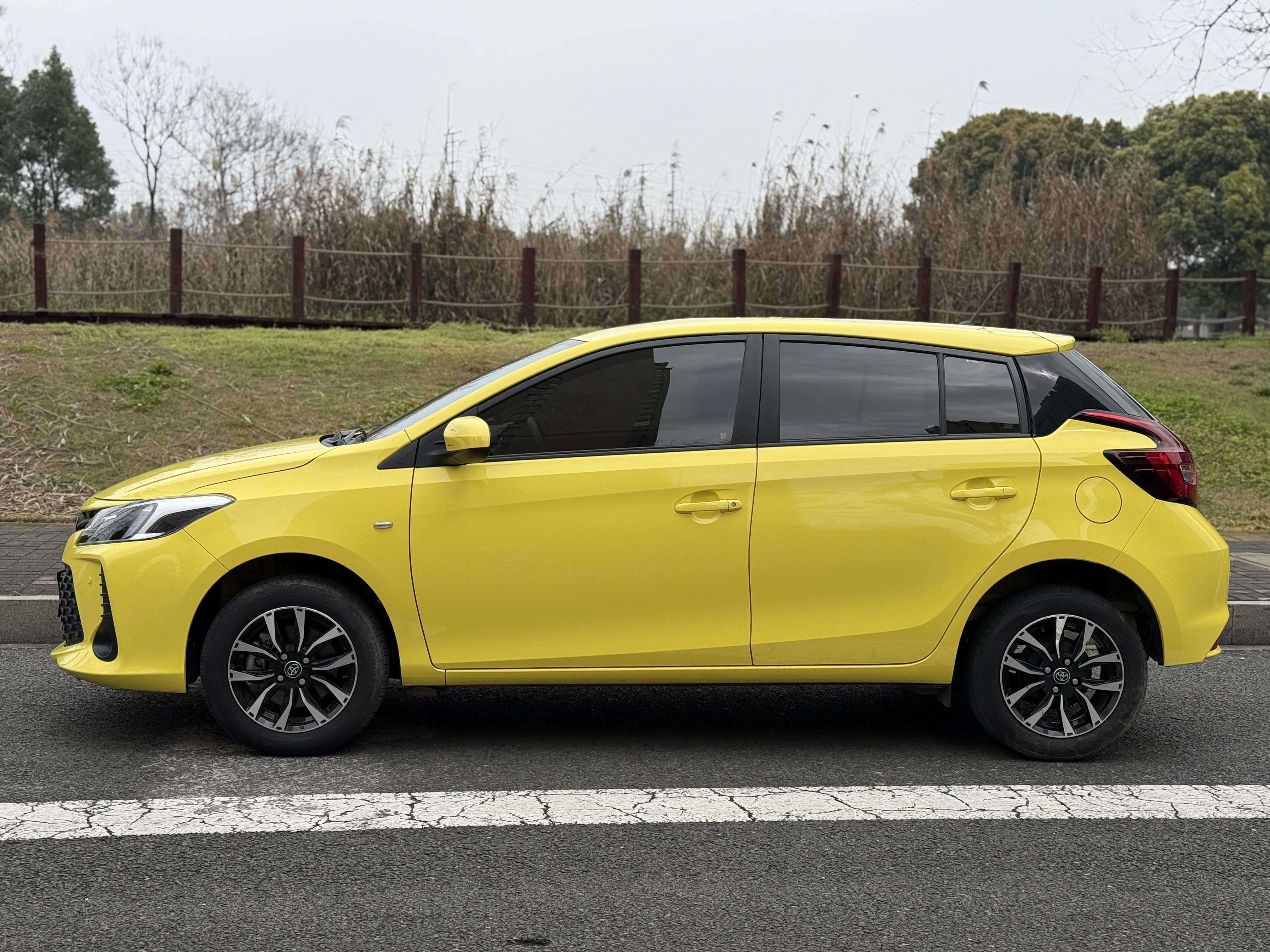 Toyota Vios FS 2022 car image #3