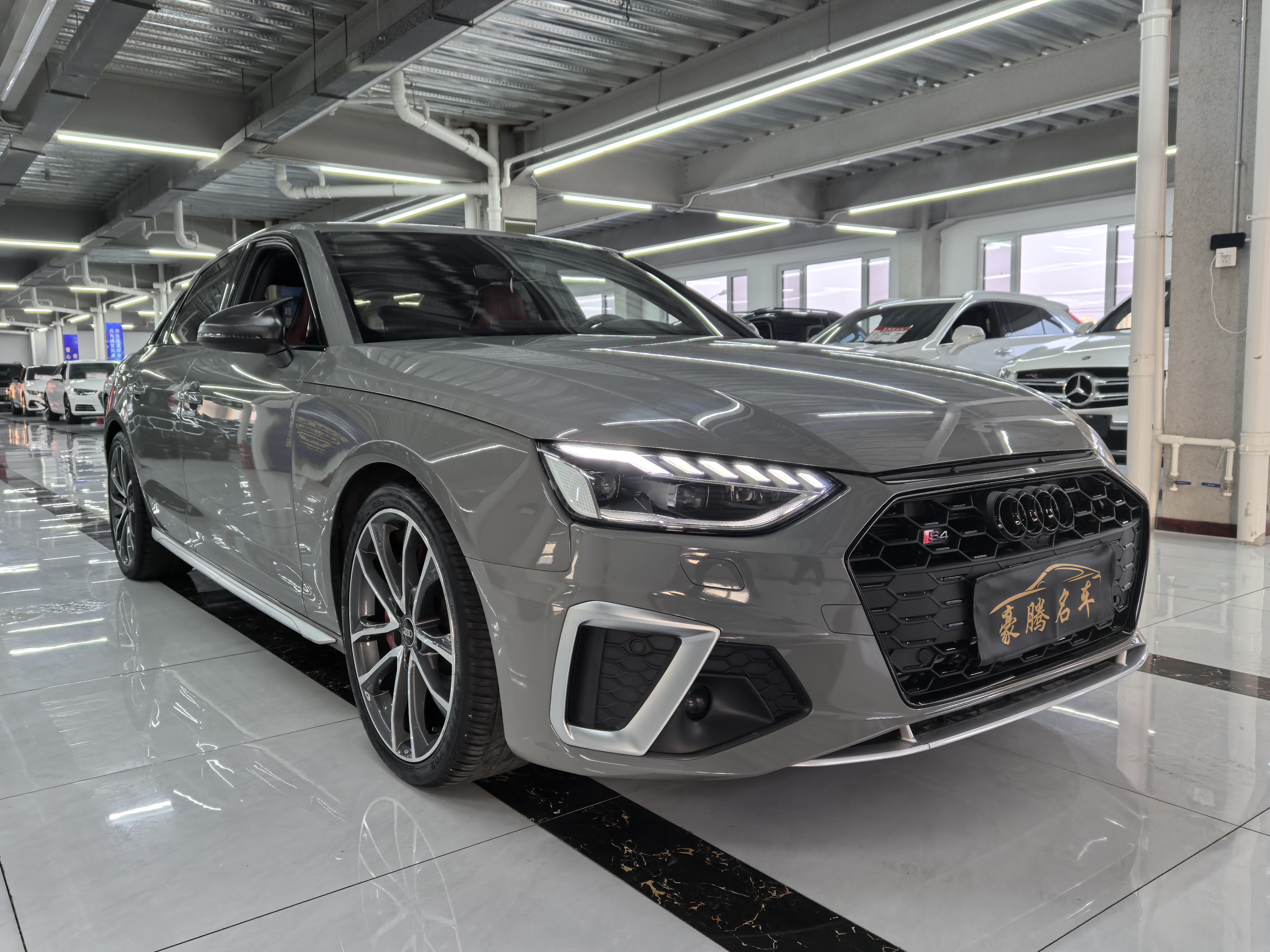 五菱汽车 奥迪S4 2022 汽车图片 #3