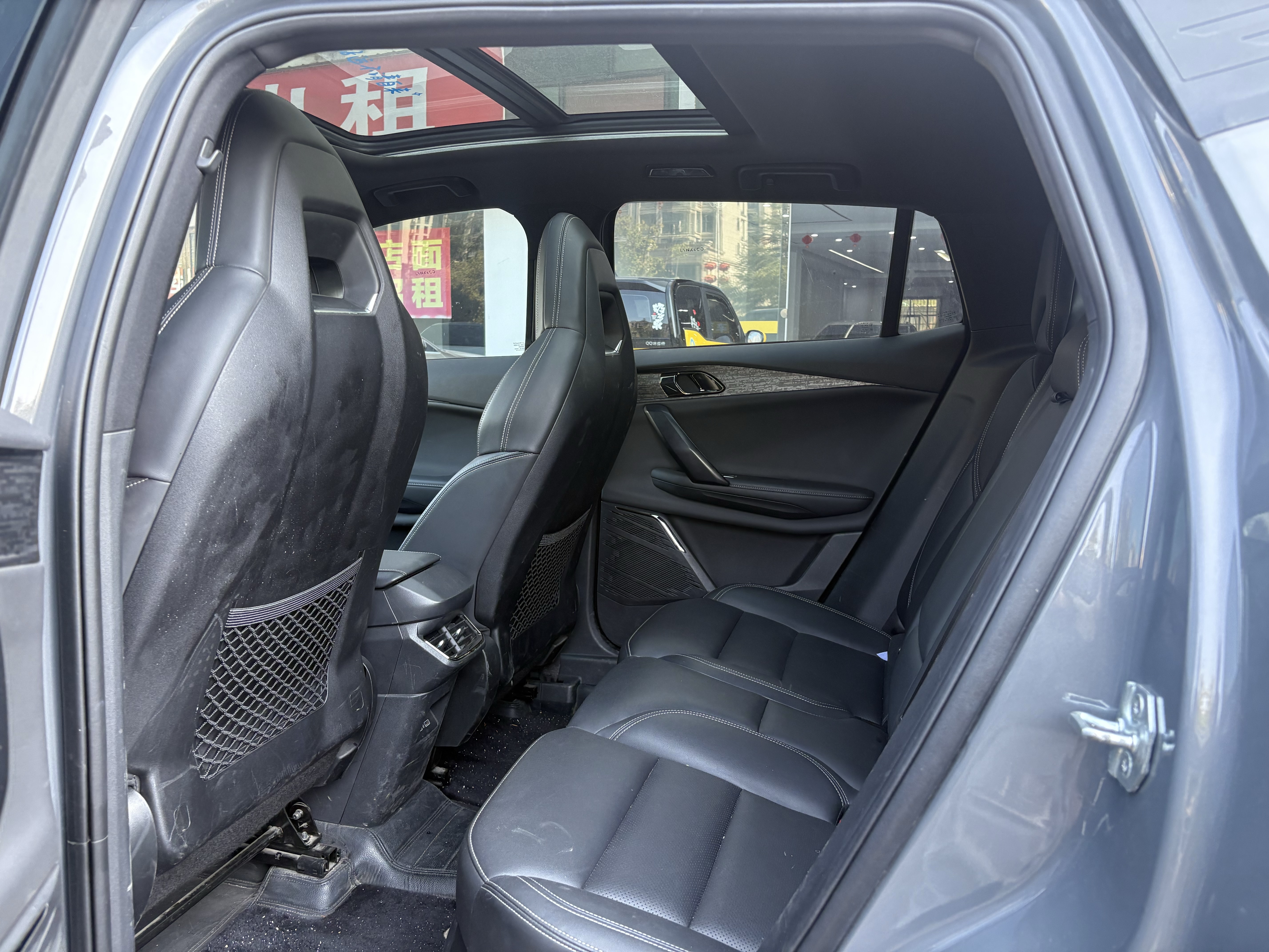 Lynk & Co 06 2022 car image #3