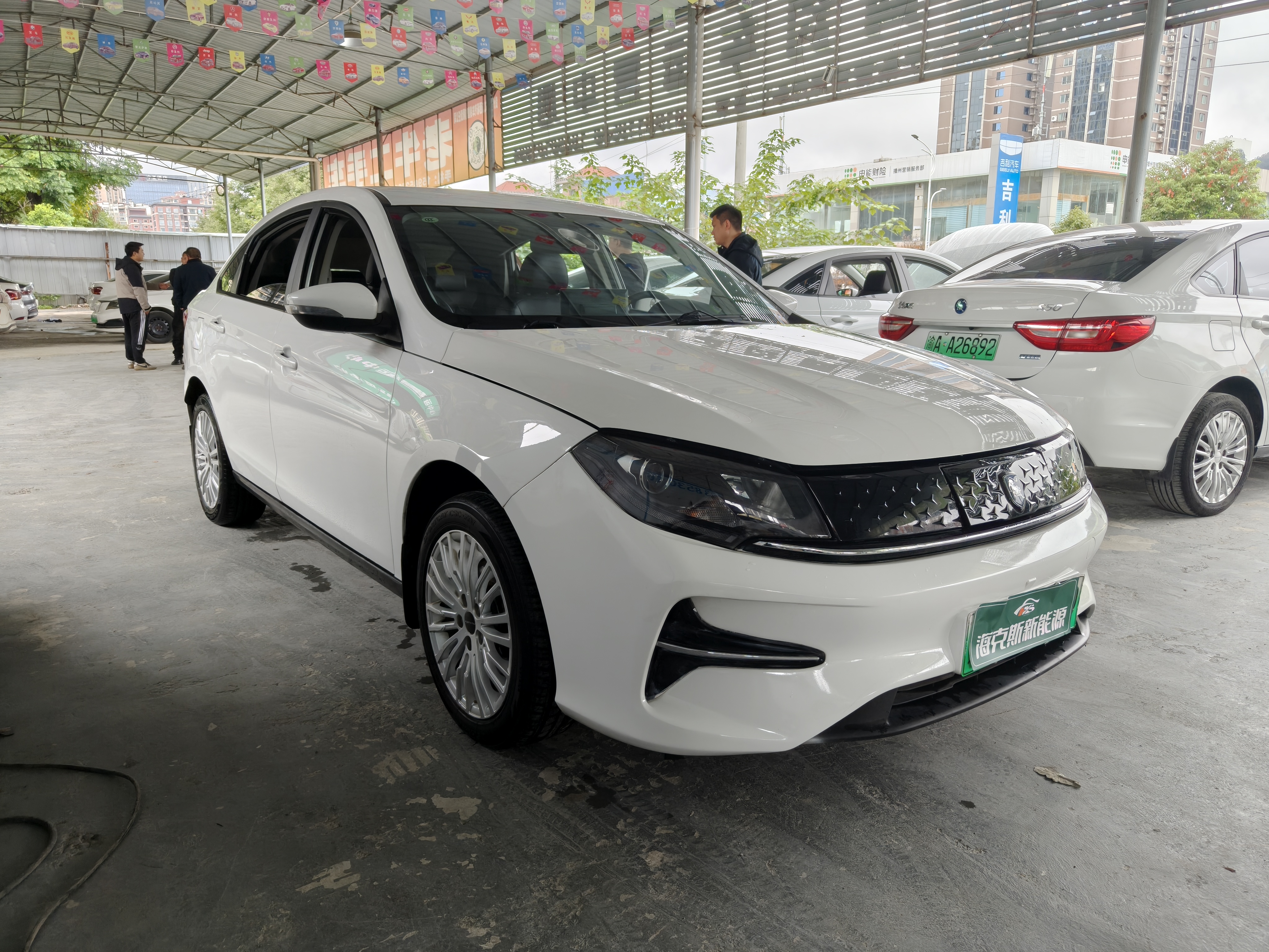 Forthing S60 EV 2022 car image #3