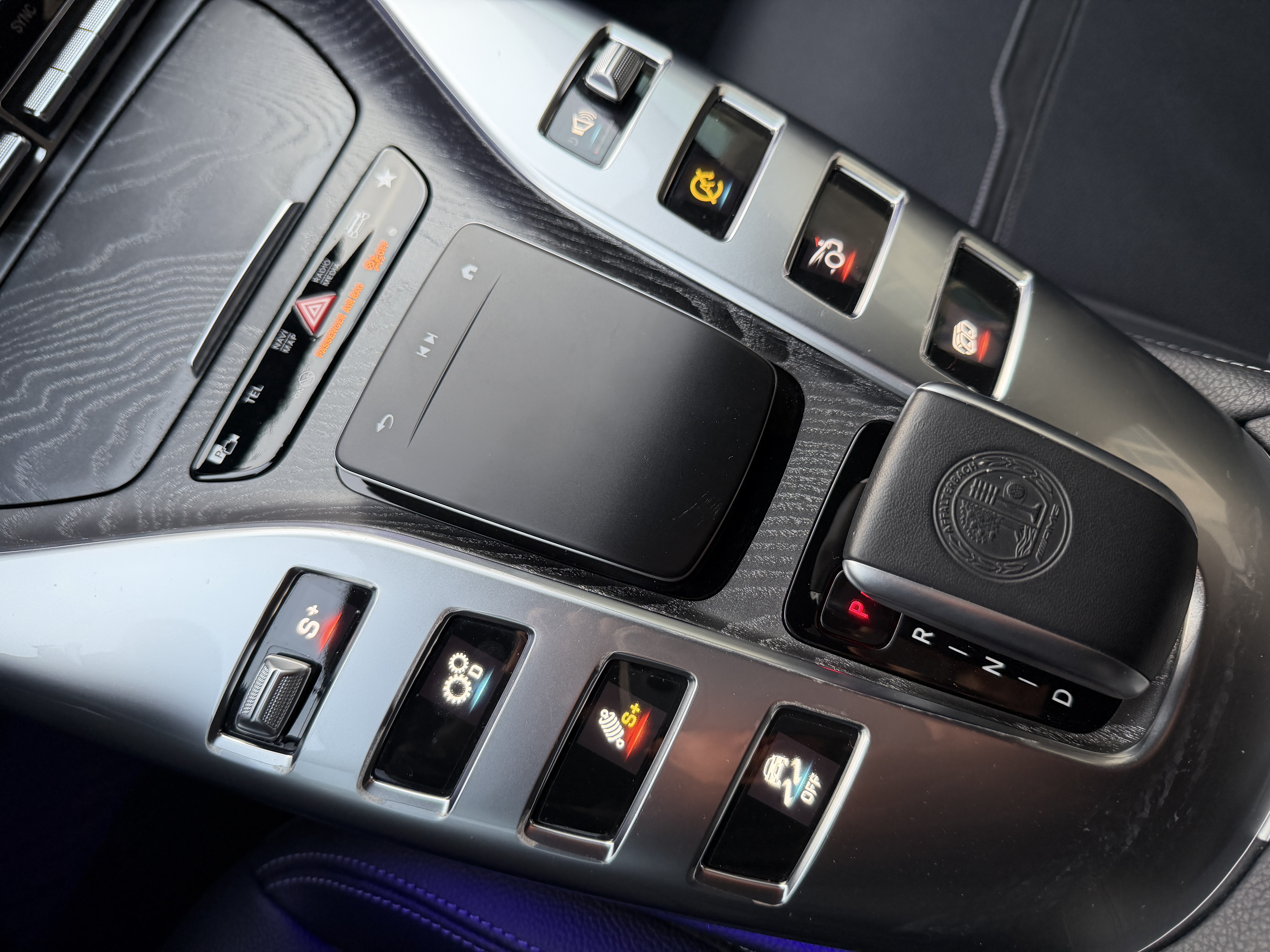 Mercedes-Benz AMG GT 2022 car image #3