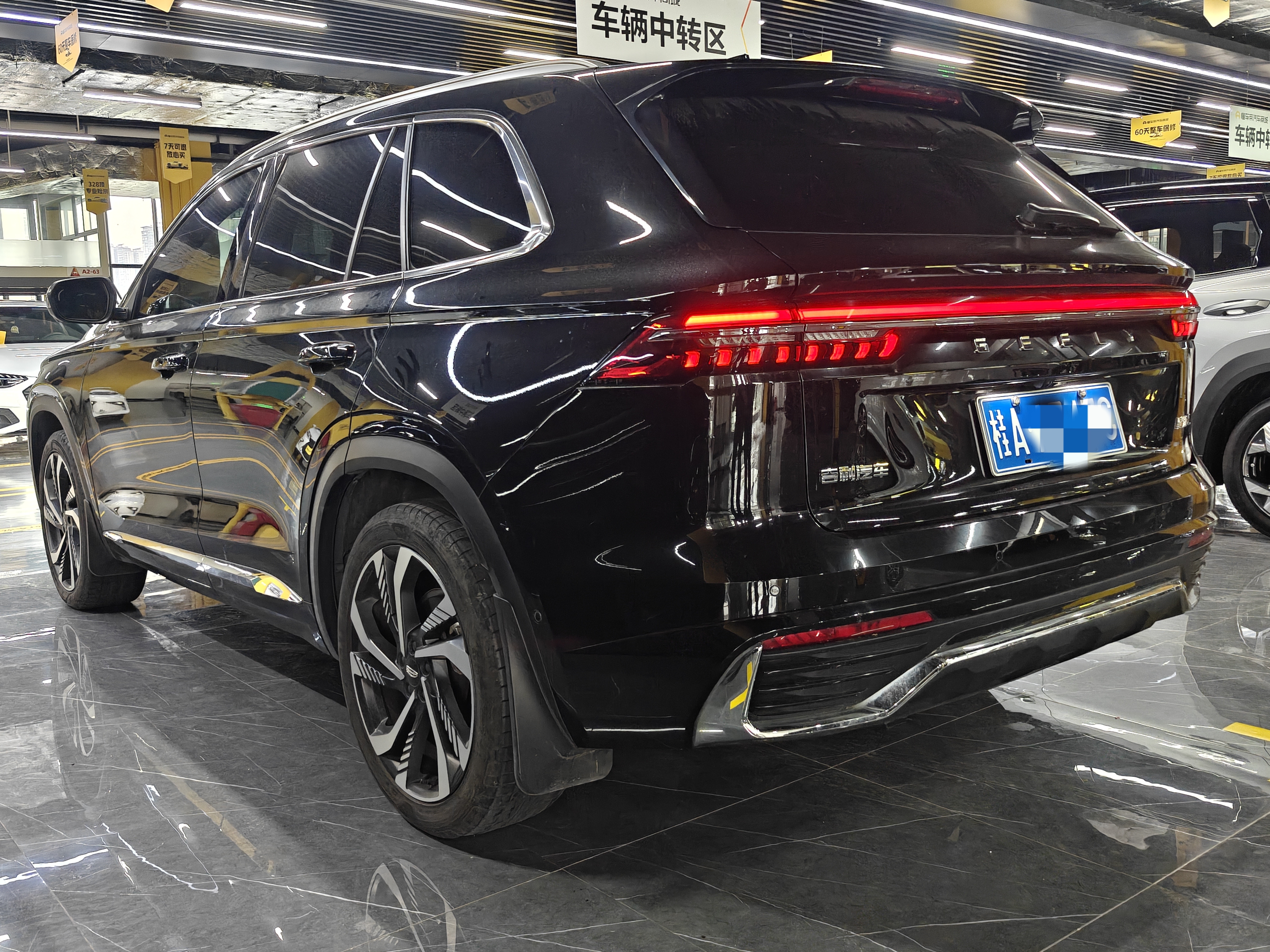 GEELY Monjaro 2022 car image #3