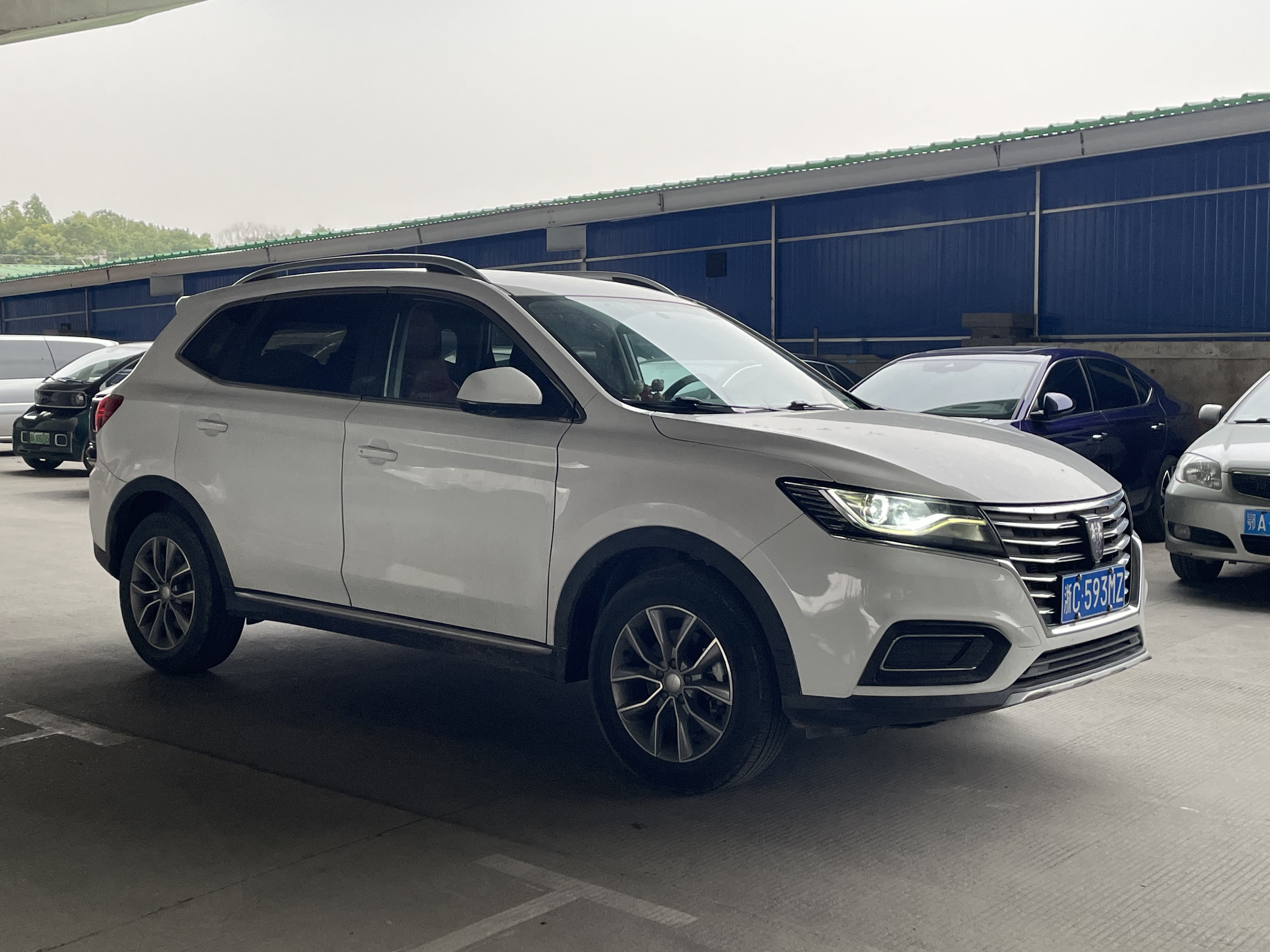 Roewe RX5 2022 изображение автомобиля #3