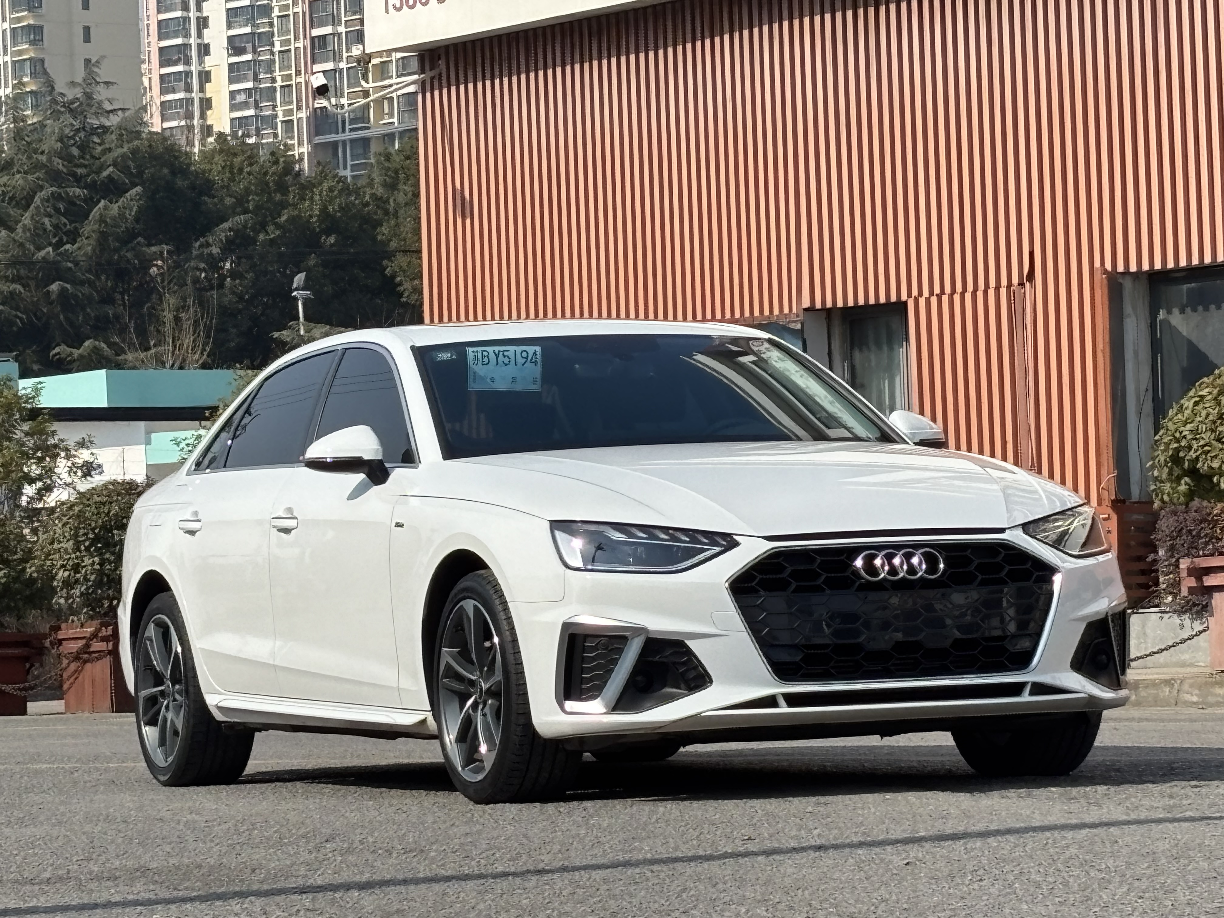 Audi A4L 2022 car image #3