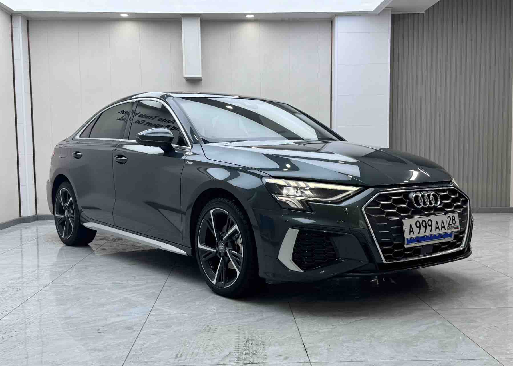 Audi A3 2021 car image #3