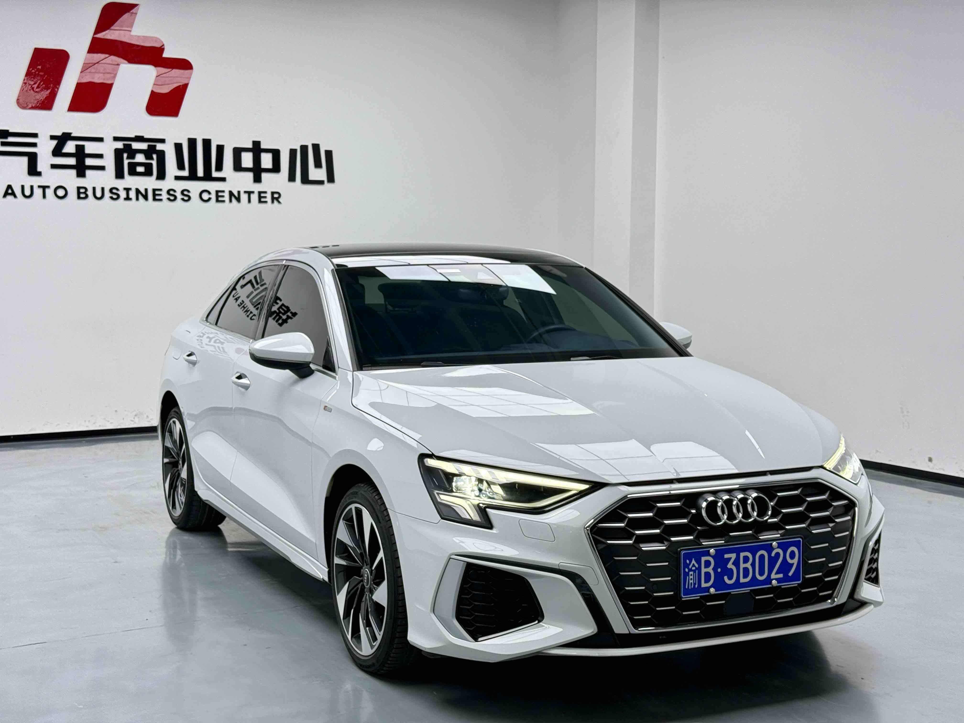 Audi A3 2023 car image #3