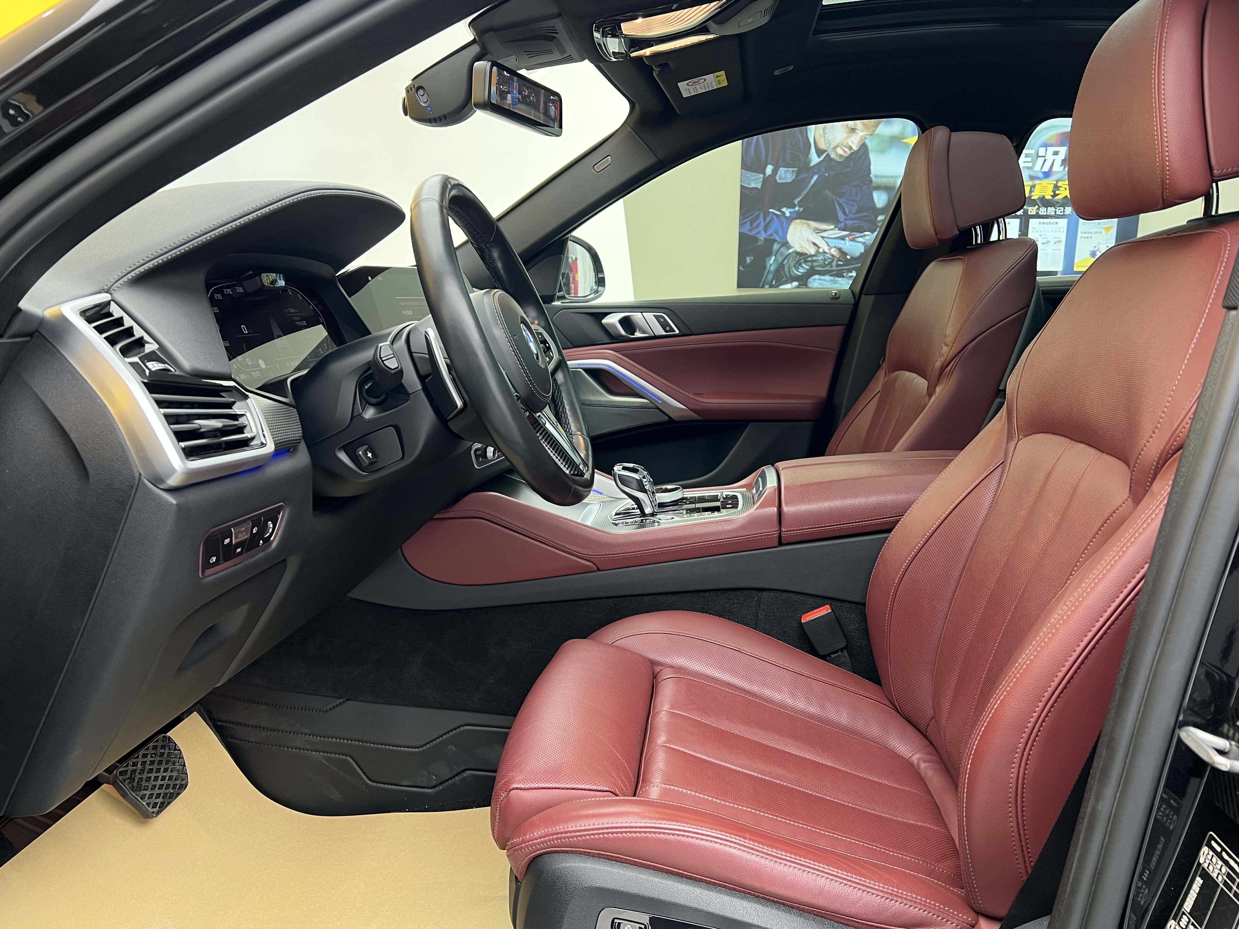 BMW X6 2021 car image #3