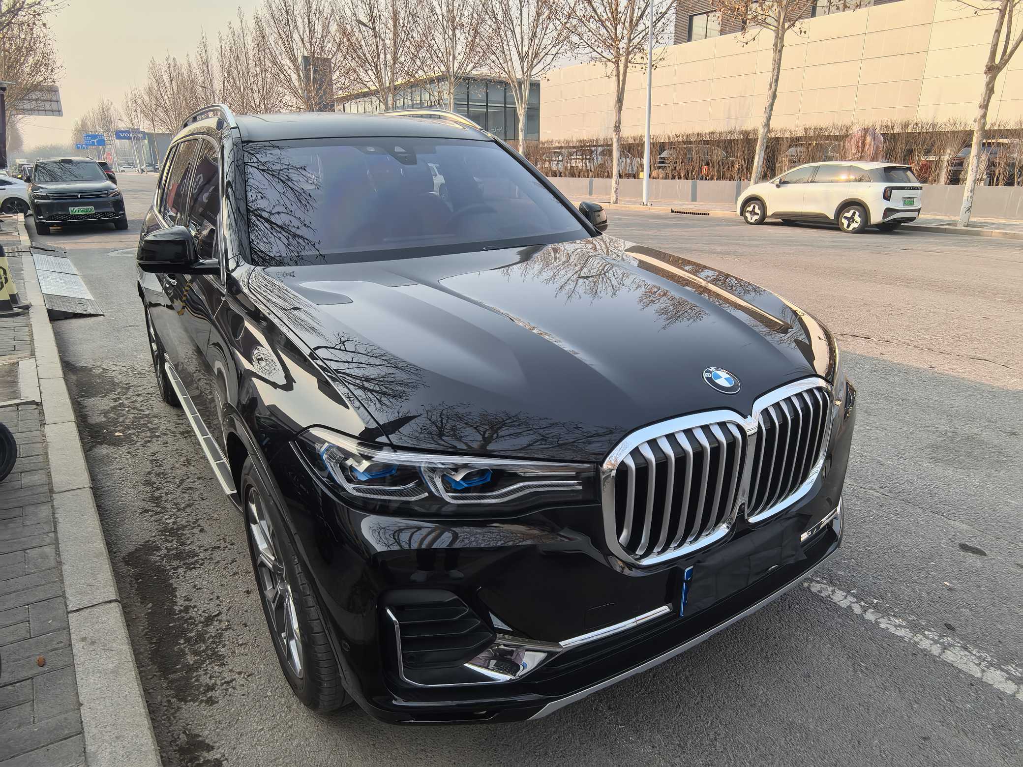 BMW X7 2022 #3 BMW X7 2022 car image #3