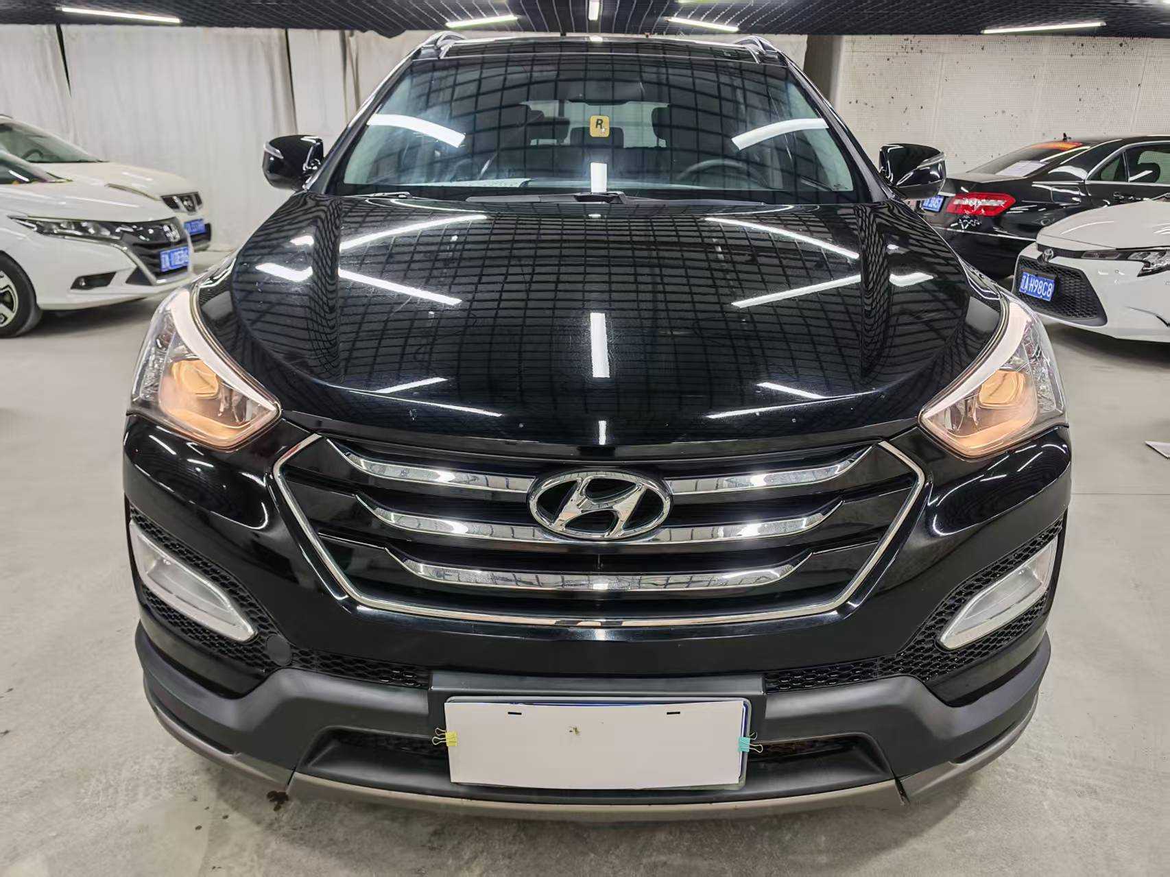 Hyundai Santa Fe (Imported) 2013 car image #3