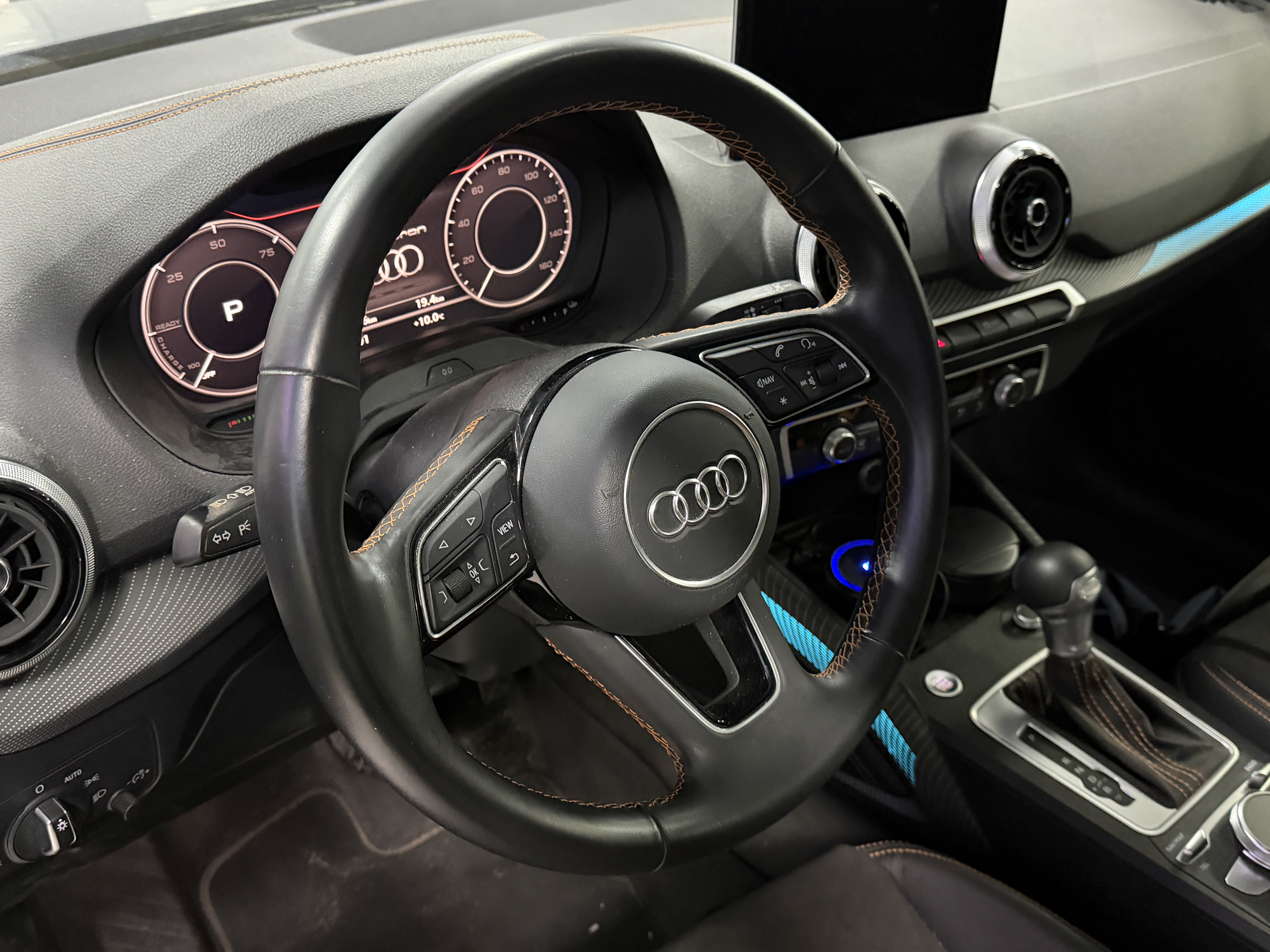 Q2L e-tron 2022 #3 Q2L e-tron 2022 car image #3