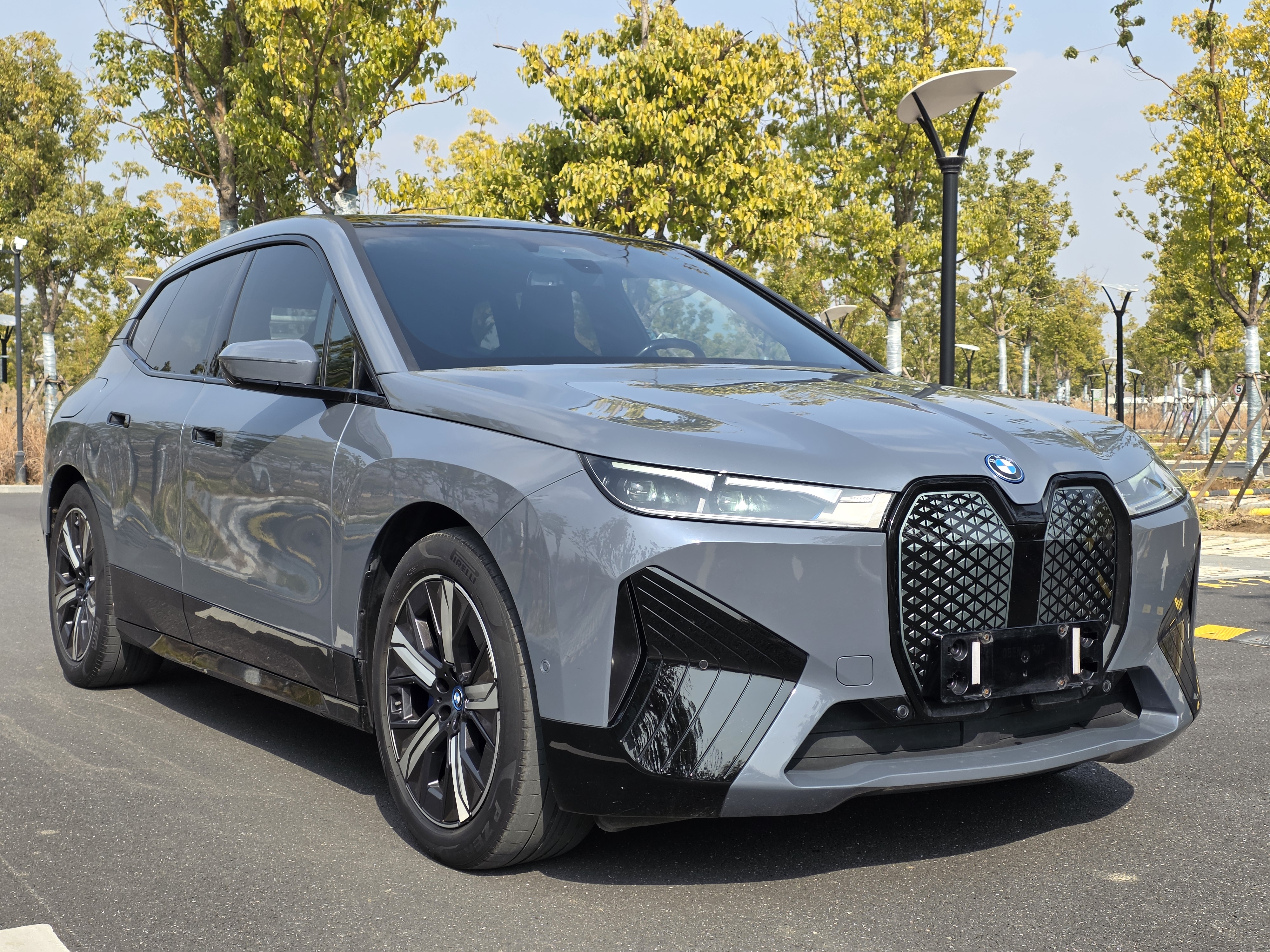 BMW iX 2022 #3 BMW iX 2022 car image #3