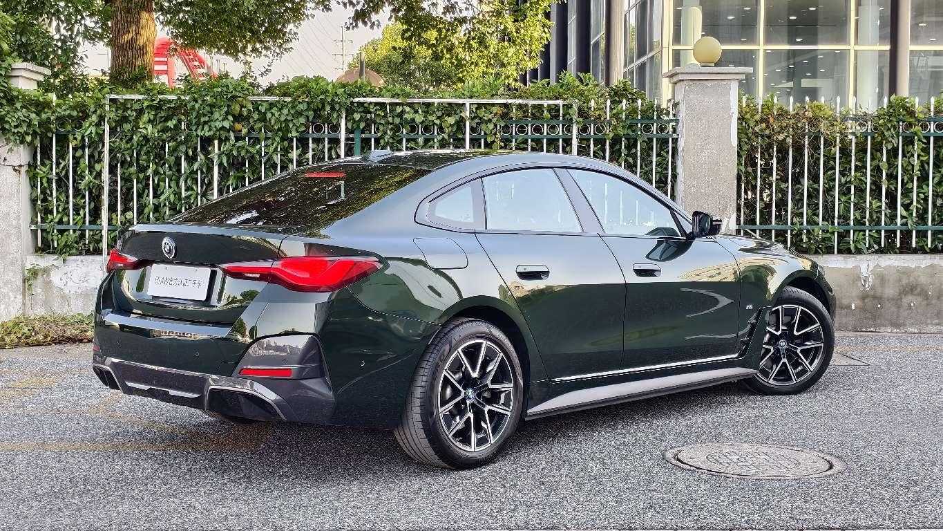 BMW i4 2023 #3 BMW i4 2023 car image #3