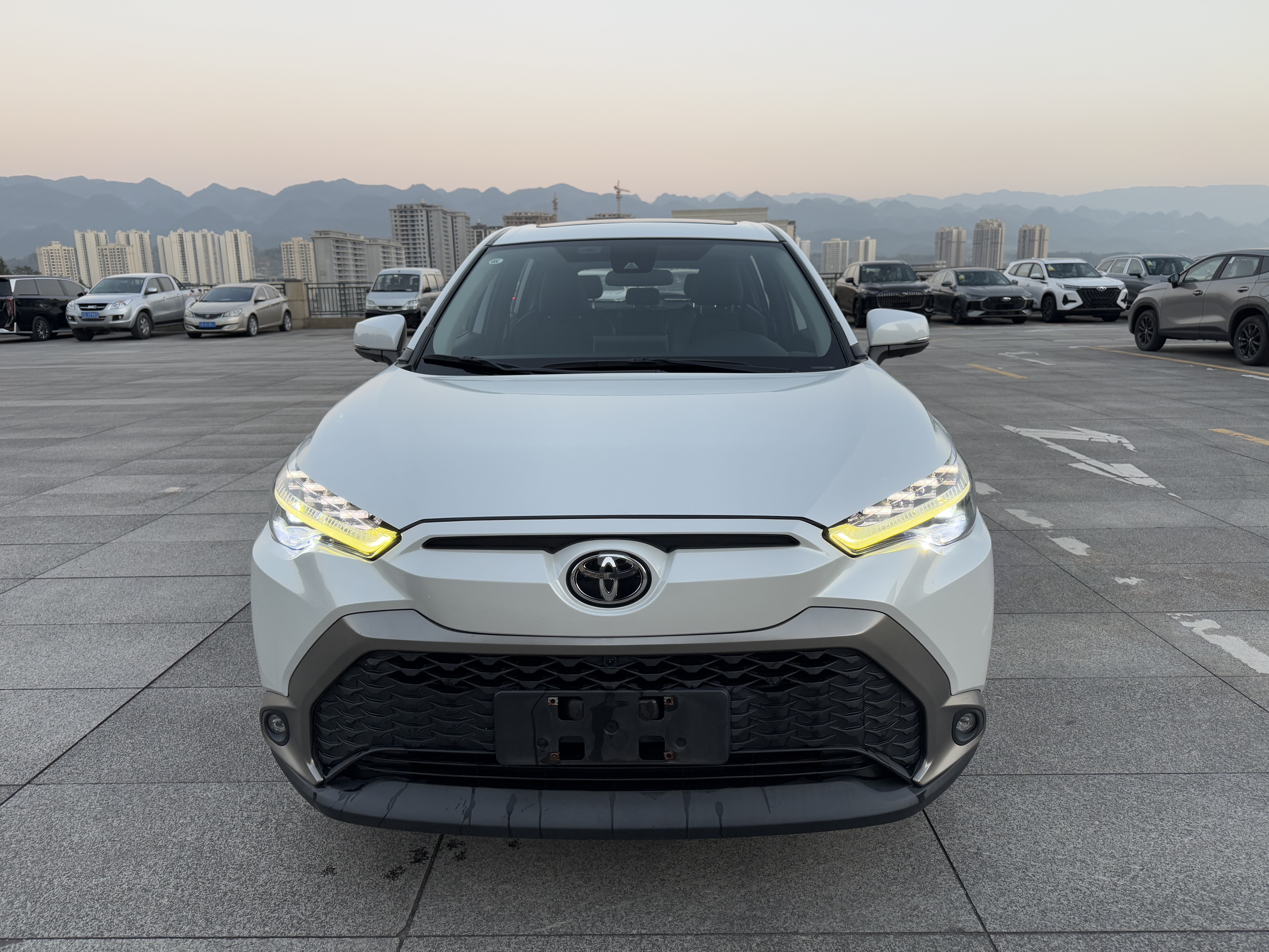 Toyota Frontlander 2022 immagine di auto #3