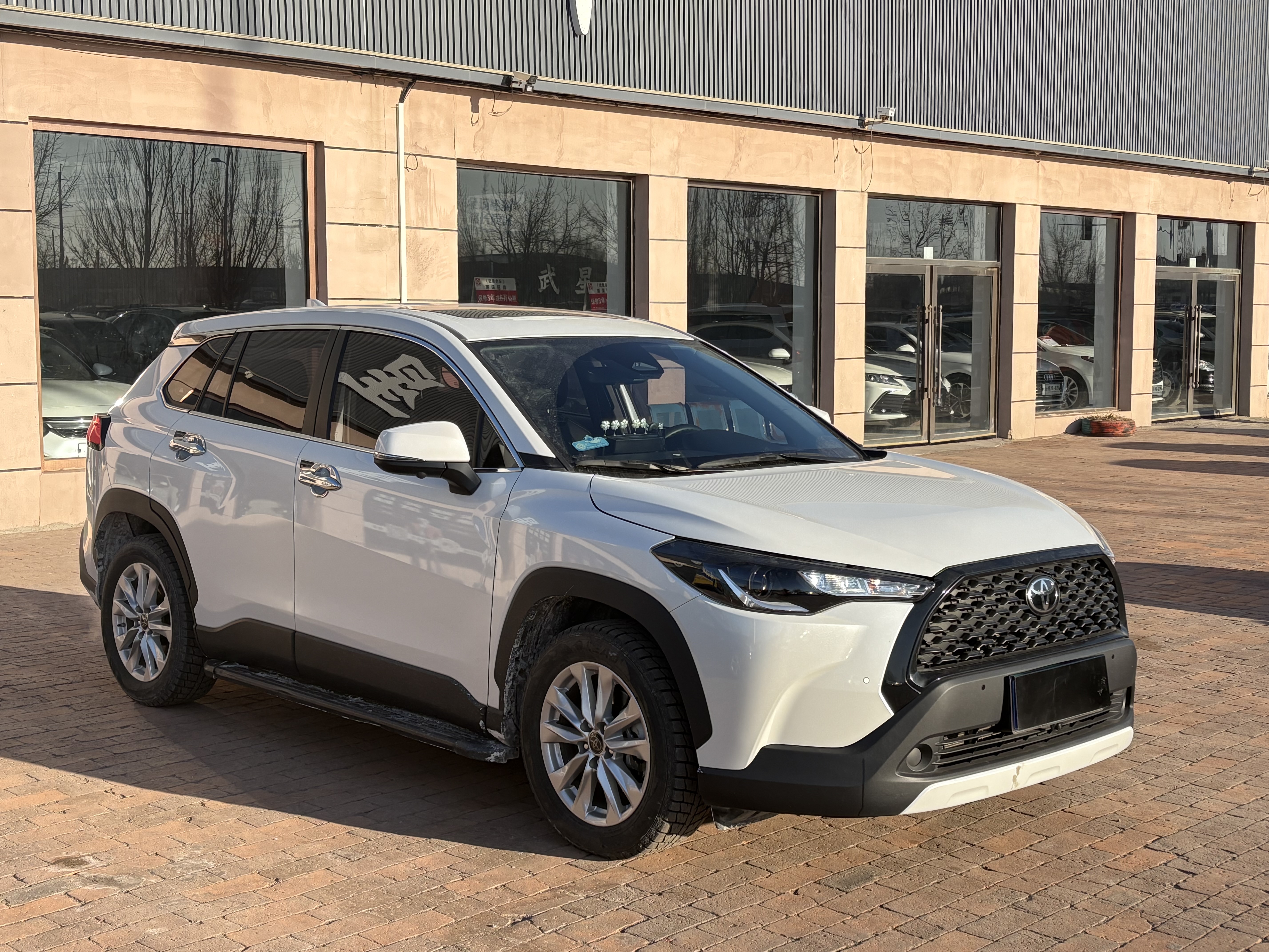 Toyota Corolla Cross 2023 immagine di auto #3