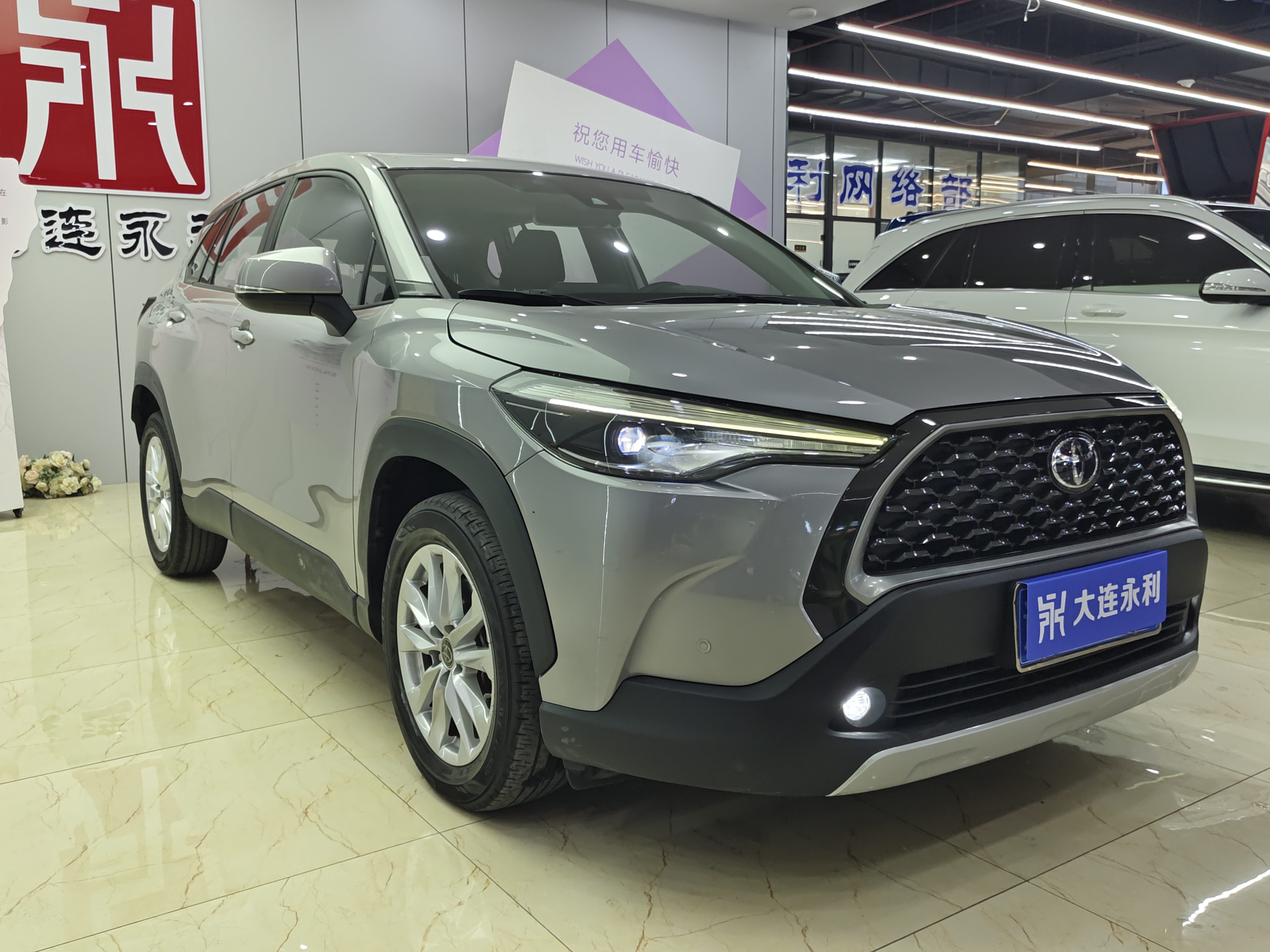 Corolla Cross 2022 #3 Corolla Cross 2022 car image #3